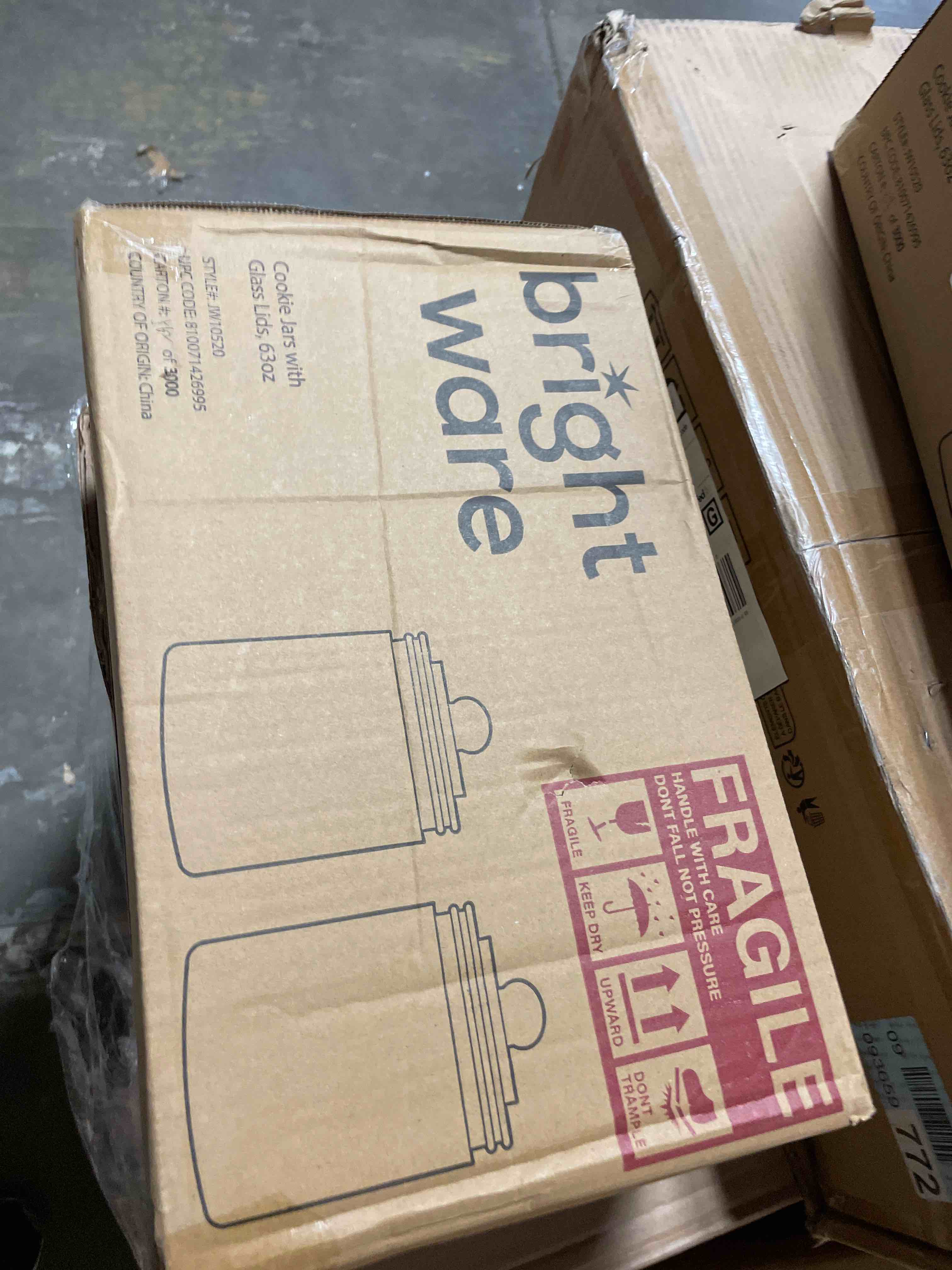 https://s3.amazonaws.com/lotting-images-prod/phillipi/TEA4983108_1778092765587.jpeg