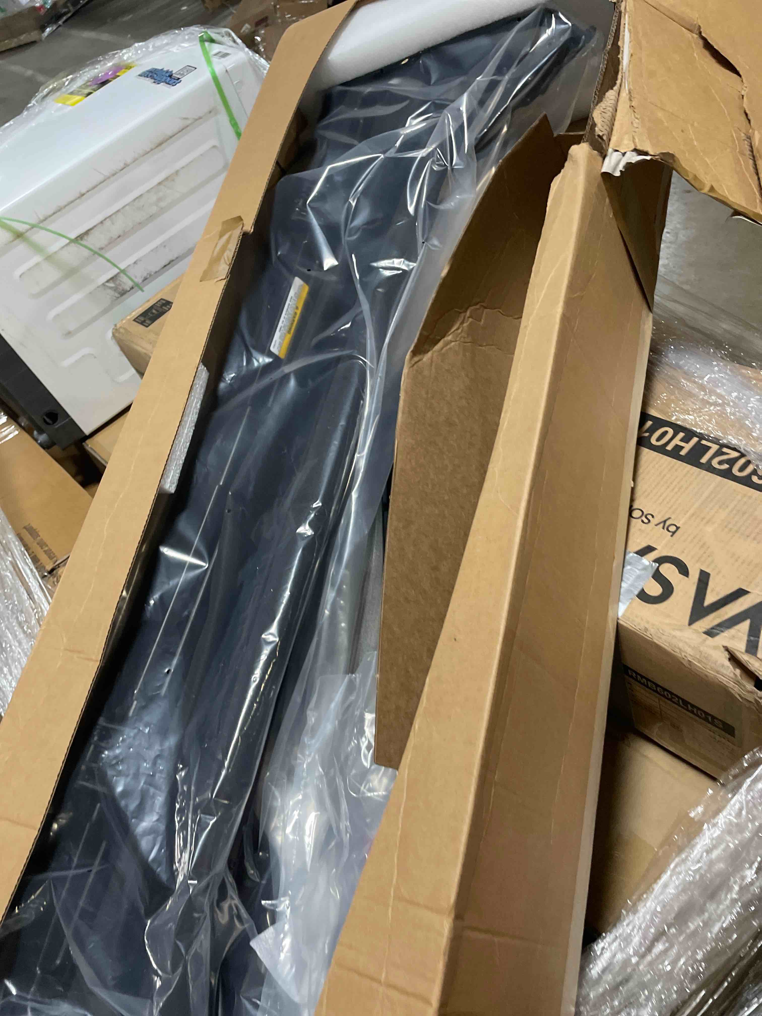 Condition photo showing New/Like New for bestop sunrider for hardtop - jeep '20-current gladiator / '18-current wrangler jl (black diamond) sunrider for hardtop black diamond