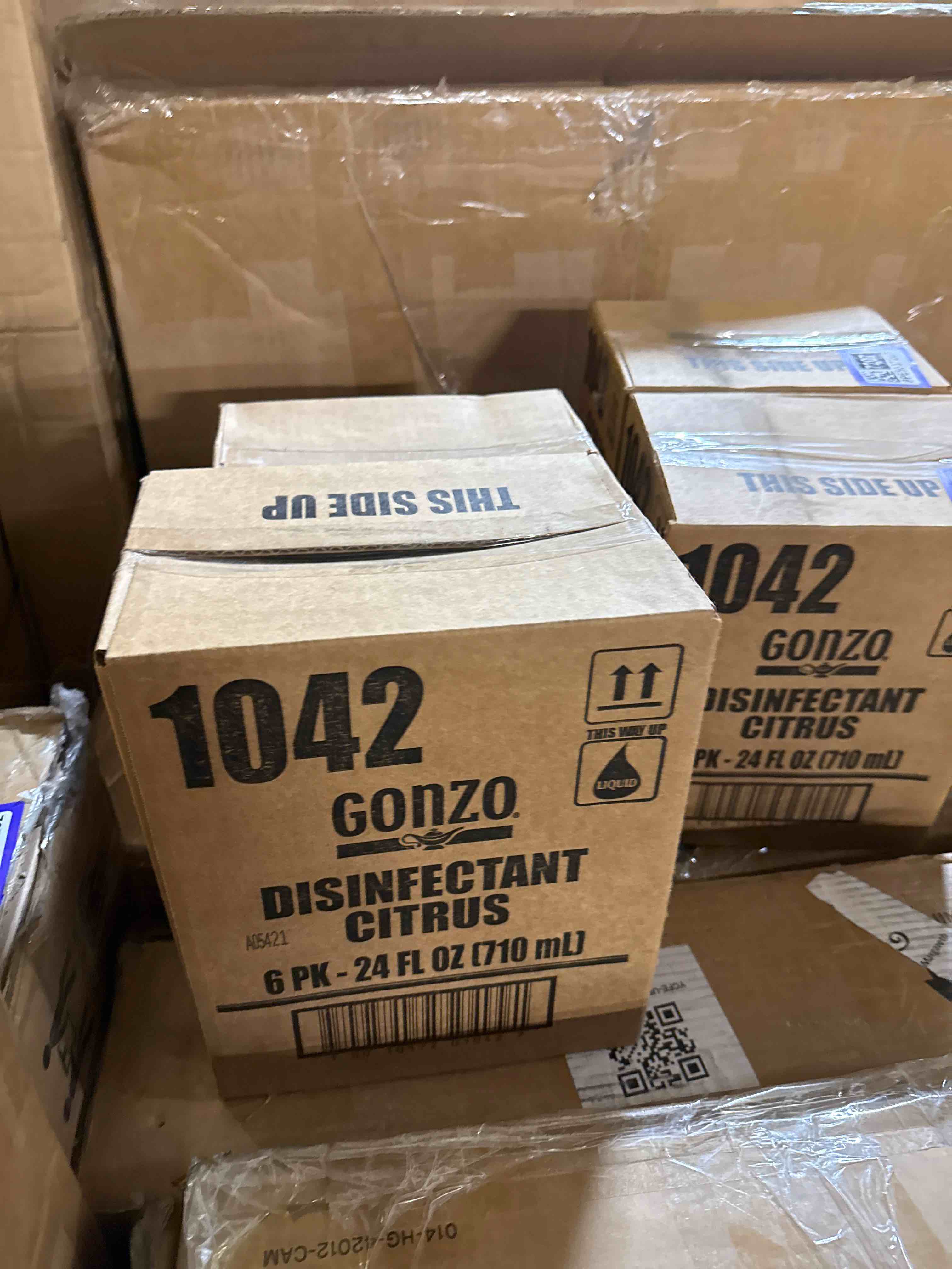 Condition photo showing New/Like New for 6 pack weiman gonzo desinfectant citrus 24fl + free microfiber cleaning cloth