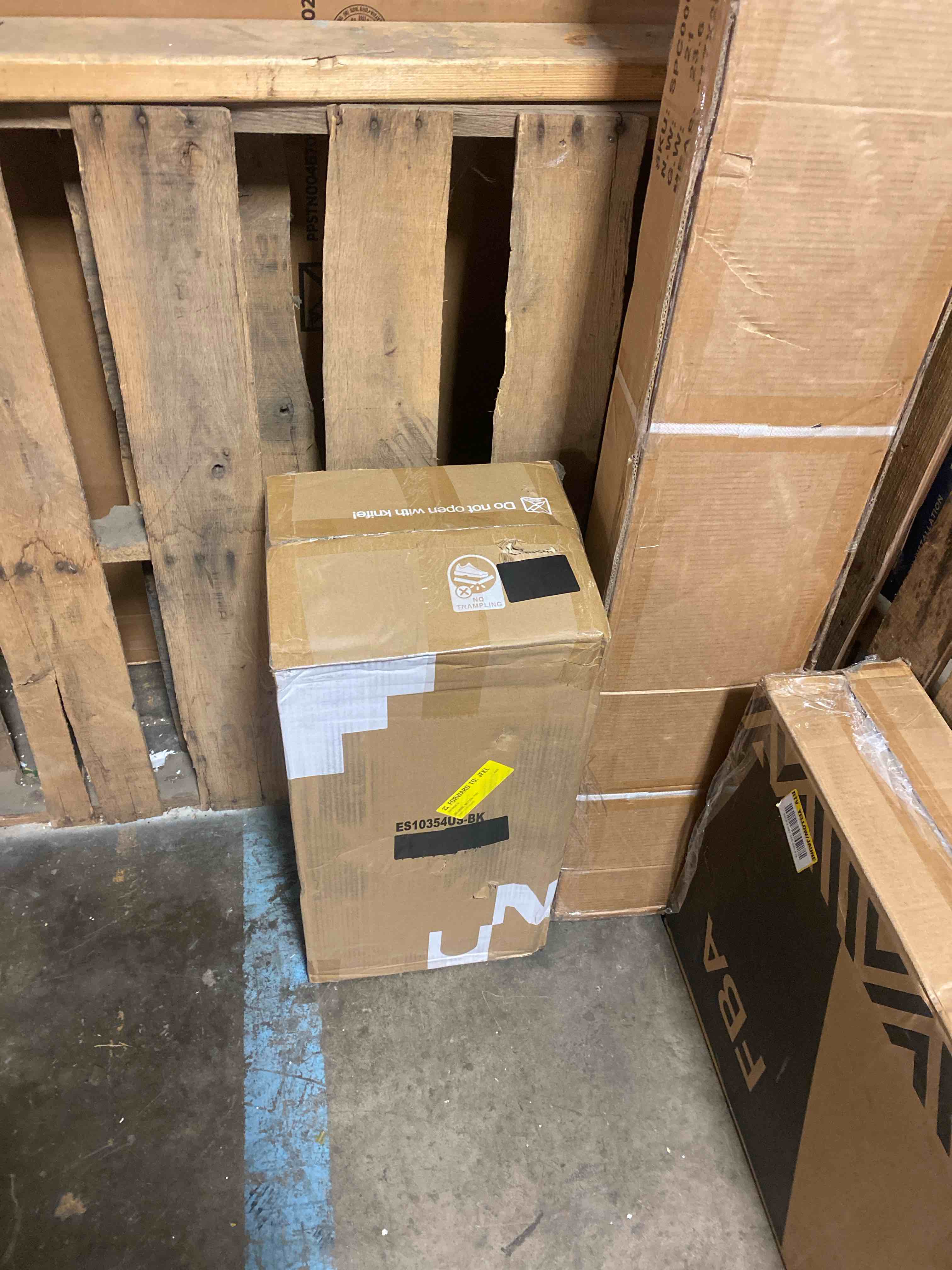 Condition photo showing New/Like New for costway 3-in-1 swamp cooler, 1800 cfm evaporative air cooler, black