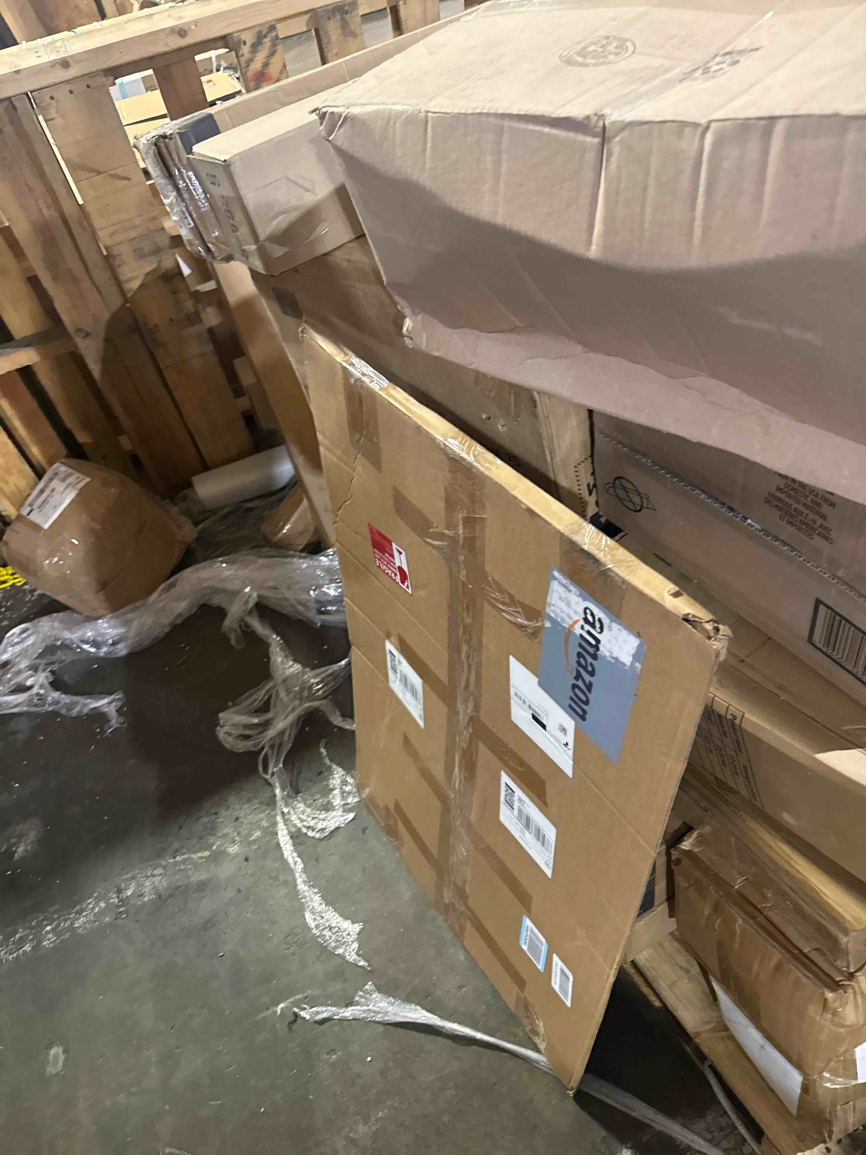 Condition photo showing New/Like New for calpalmy (2 pack) 1/8" thick clear acrylic sheets - 24" x 36" pre-cut plexiglass sheets for craft projects, signs, display cases, sneeze guard and more - cut with engraver, power saw or hand tools 24"x36", 1/8" thick clear 2