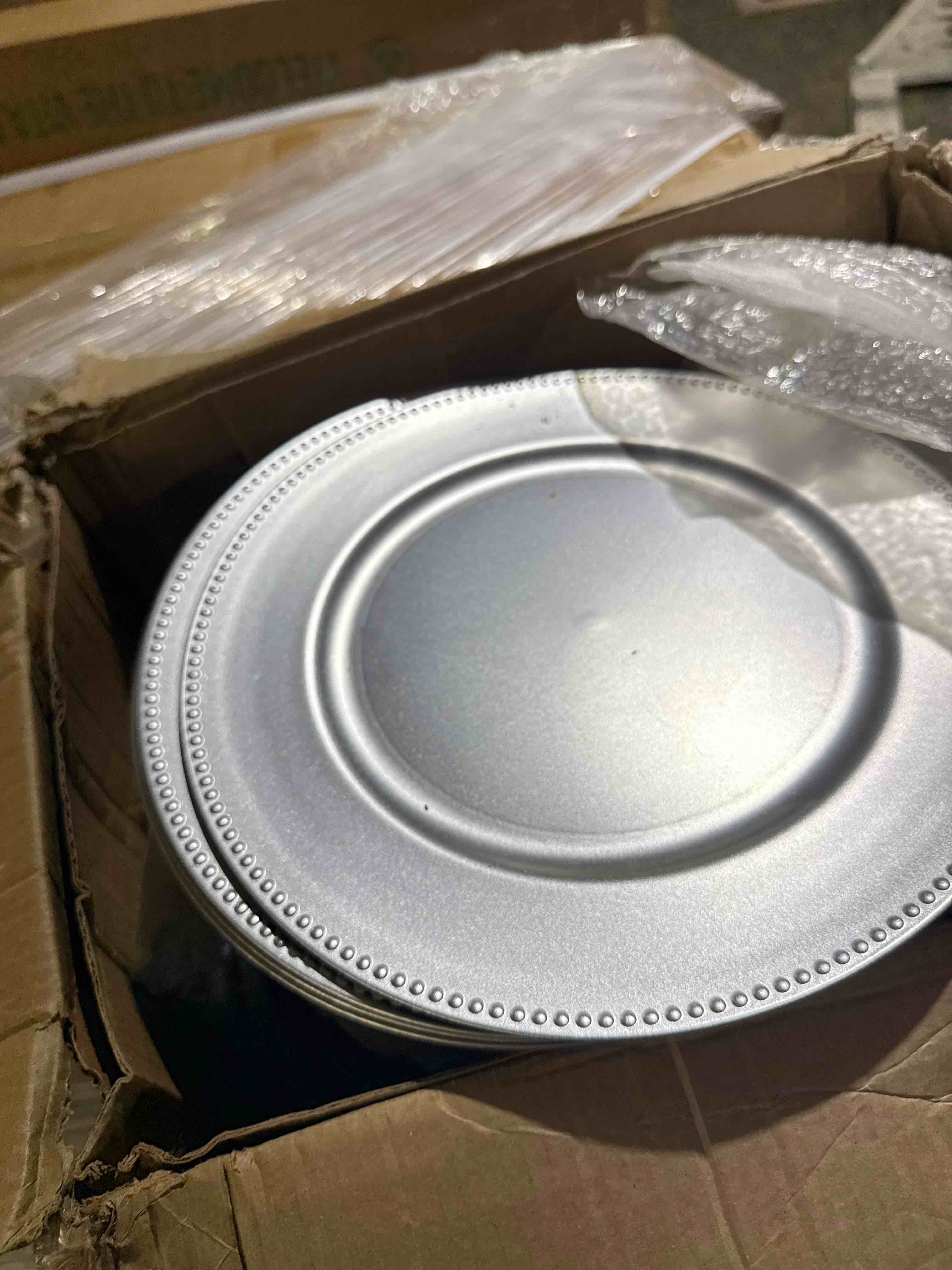 Condition photo showing New/Like New for uxcell 10pcs charger plates bulk 13 inch plastic charger plates round plate chargers for dinner wedding party event table setting decoration silver silver large