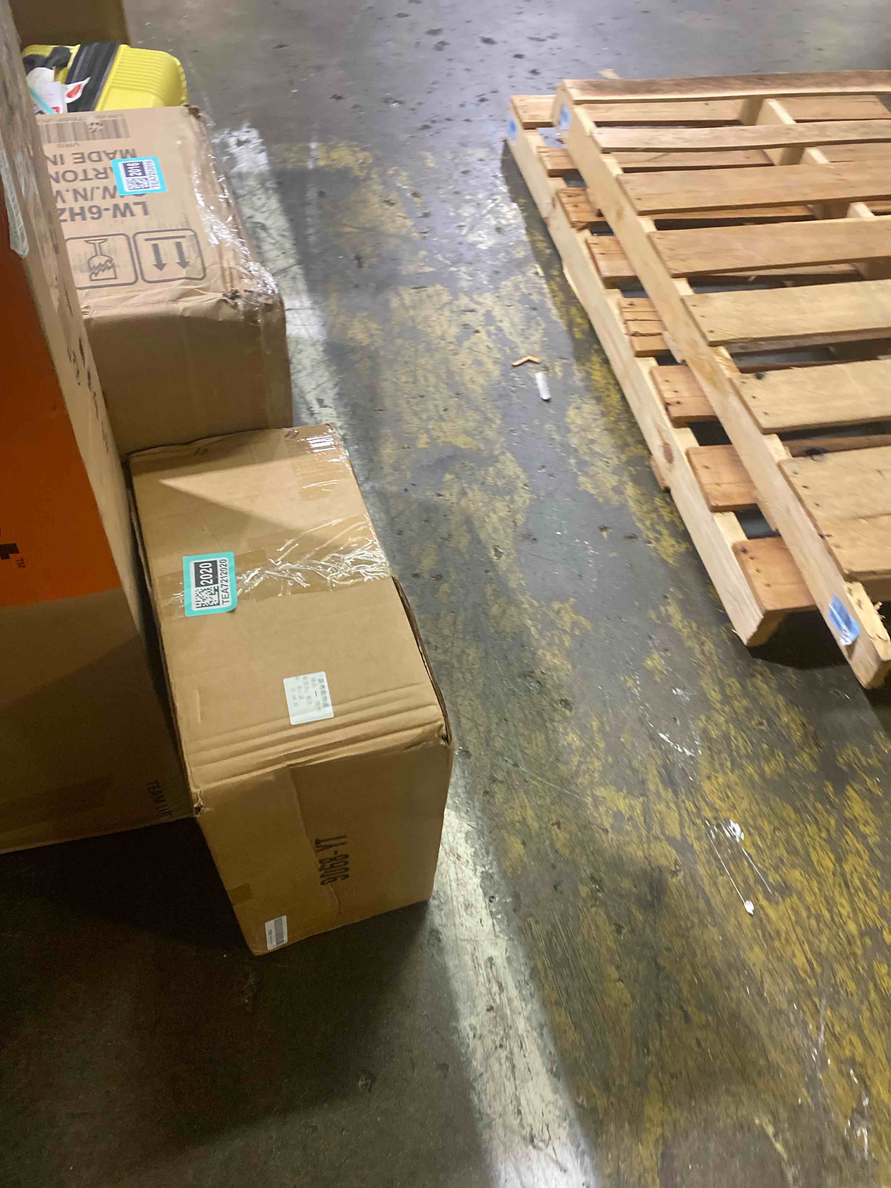 https://s3.amazonaws.com/lotting-images-prod/phillipi/TEA7212020_1788361295831.jpeg