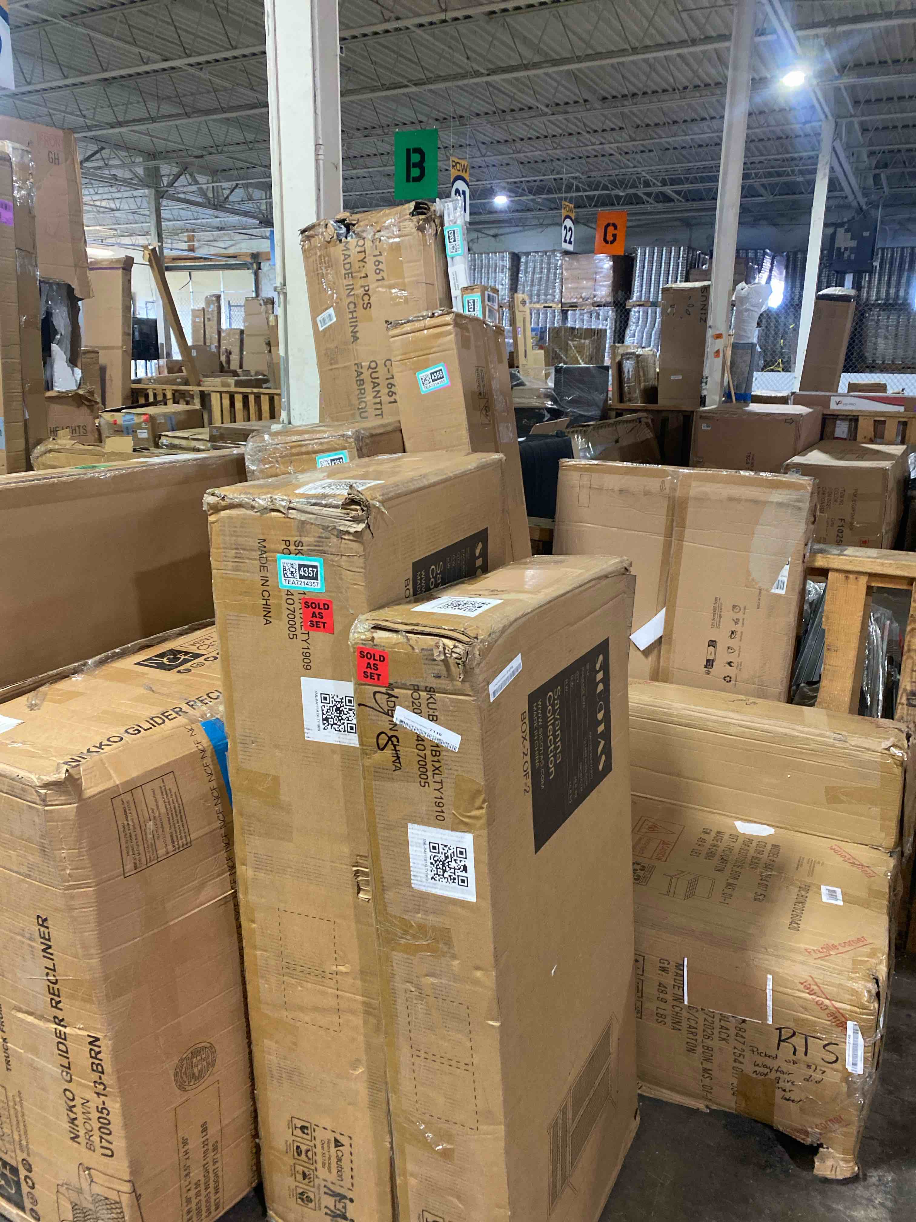 https://s3.amazonaws.com/lotting-images-prod/phillipi/TEA7214357_1789481580347.jpeg
