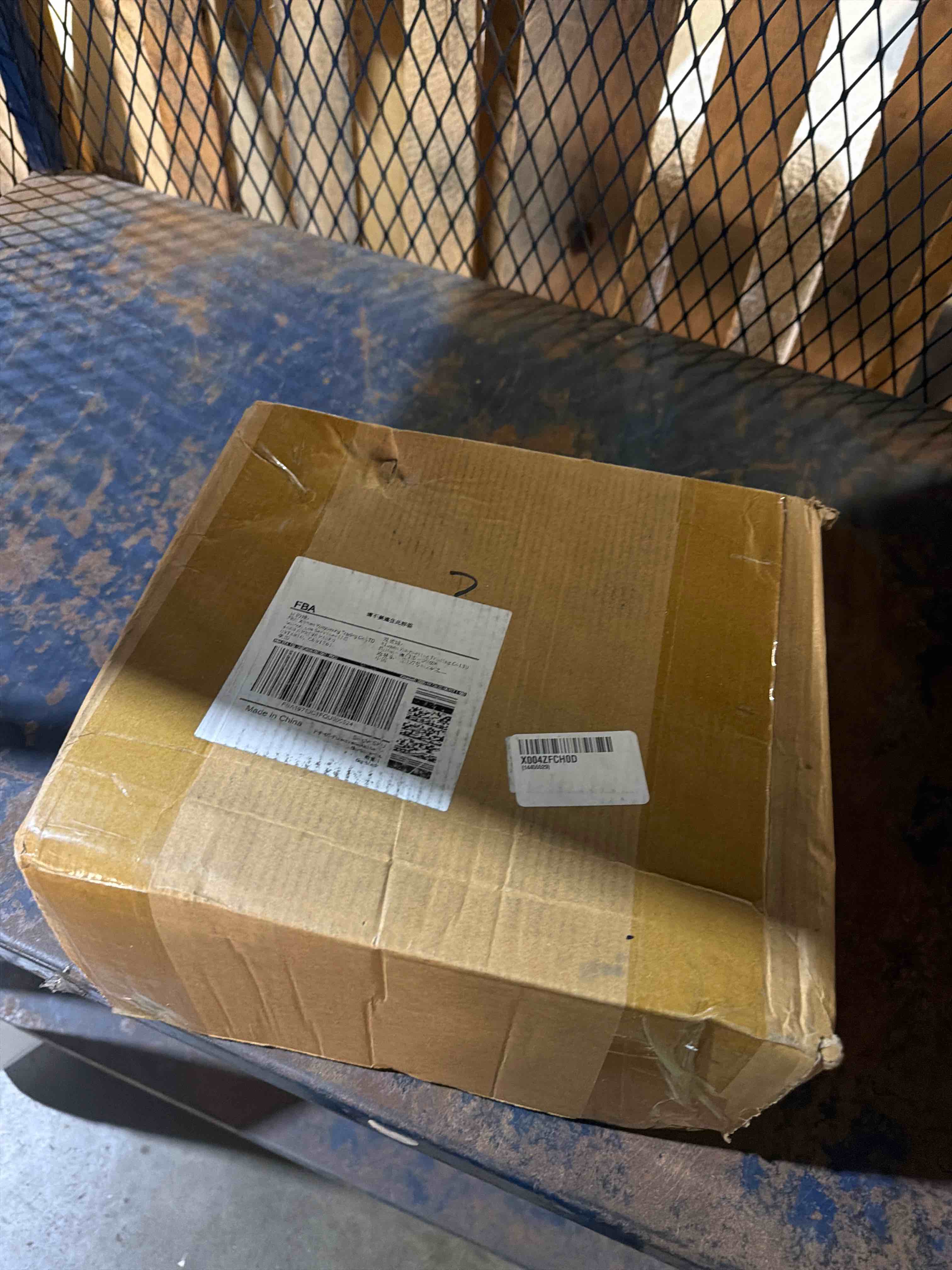 https://s3.amazonaws.com/lotting-images-prod/phillipi/TEA7214417_1789396172859.jpeg