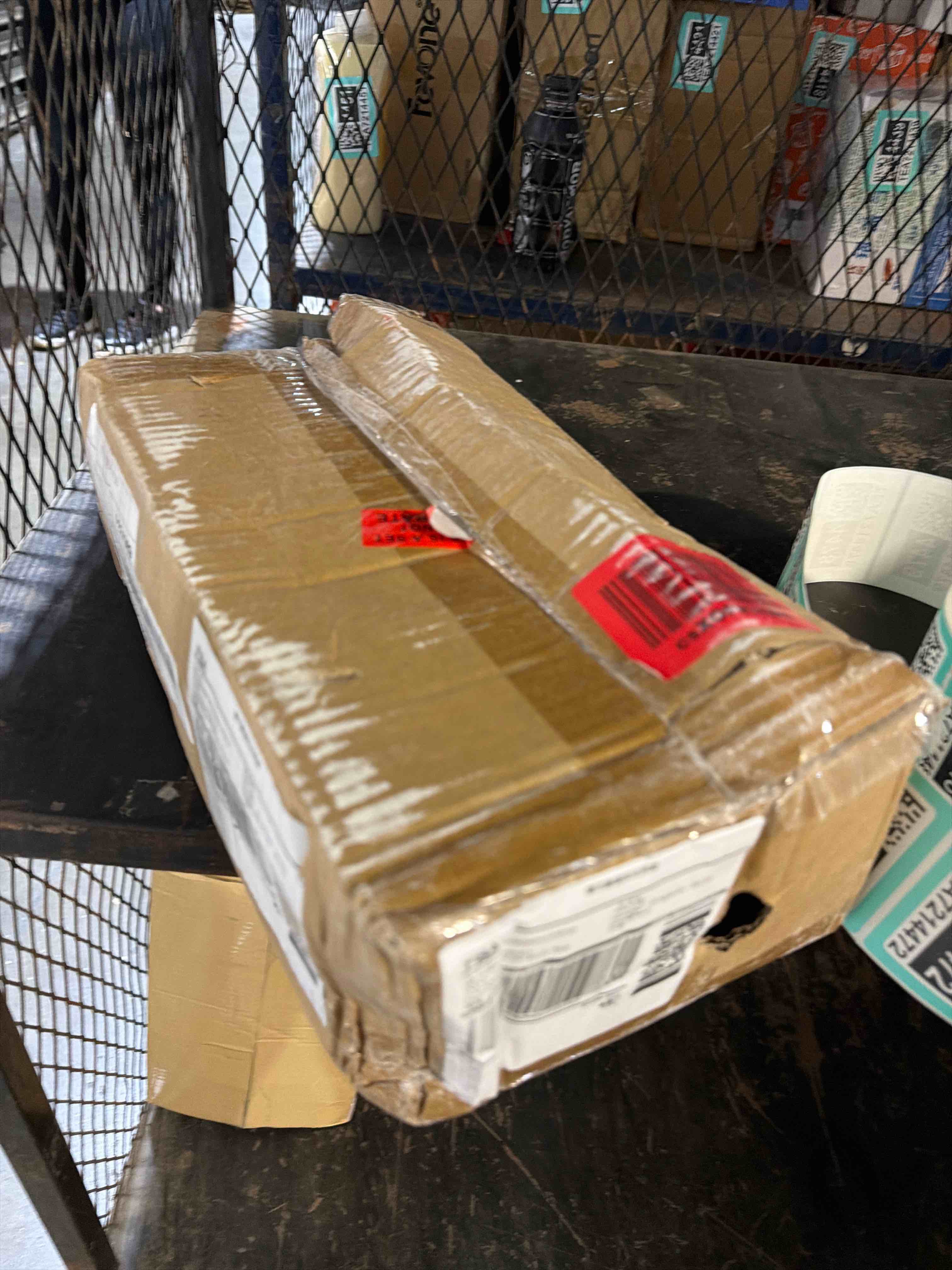 https://s3.amazonaws.com/lotting-images-prod/phillipi/TEA7214469_1789401439644.jpeg