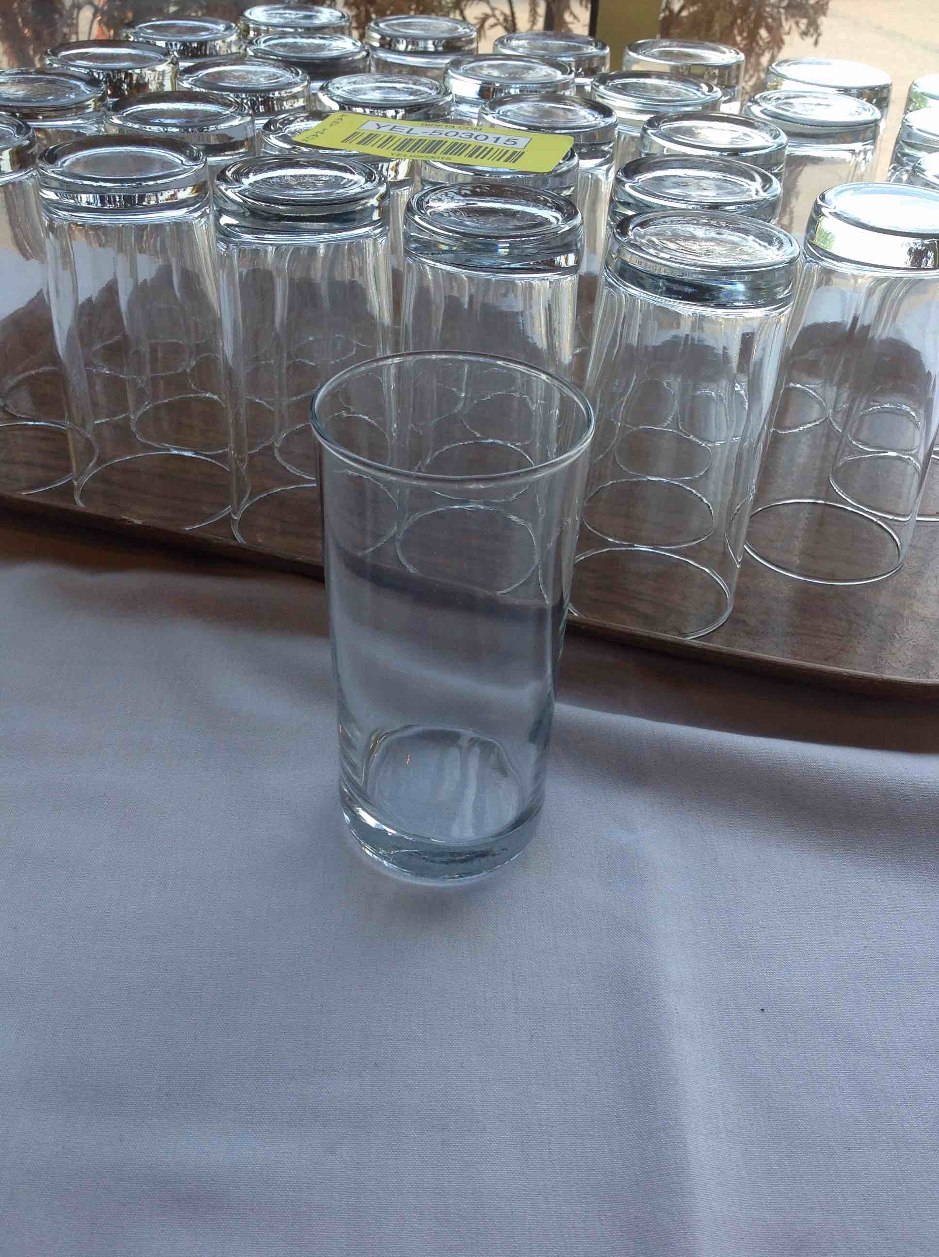 30) Clean line water / cocktail glass