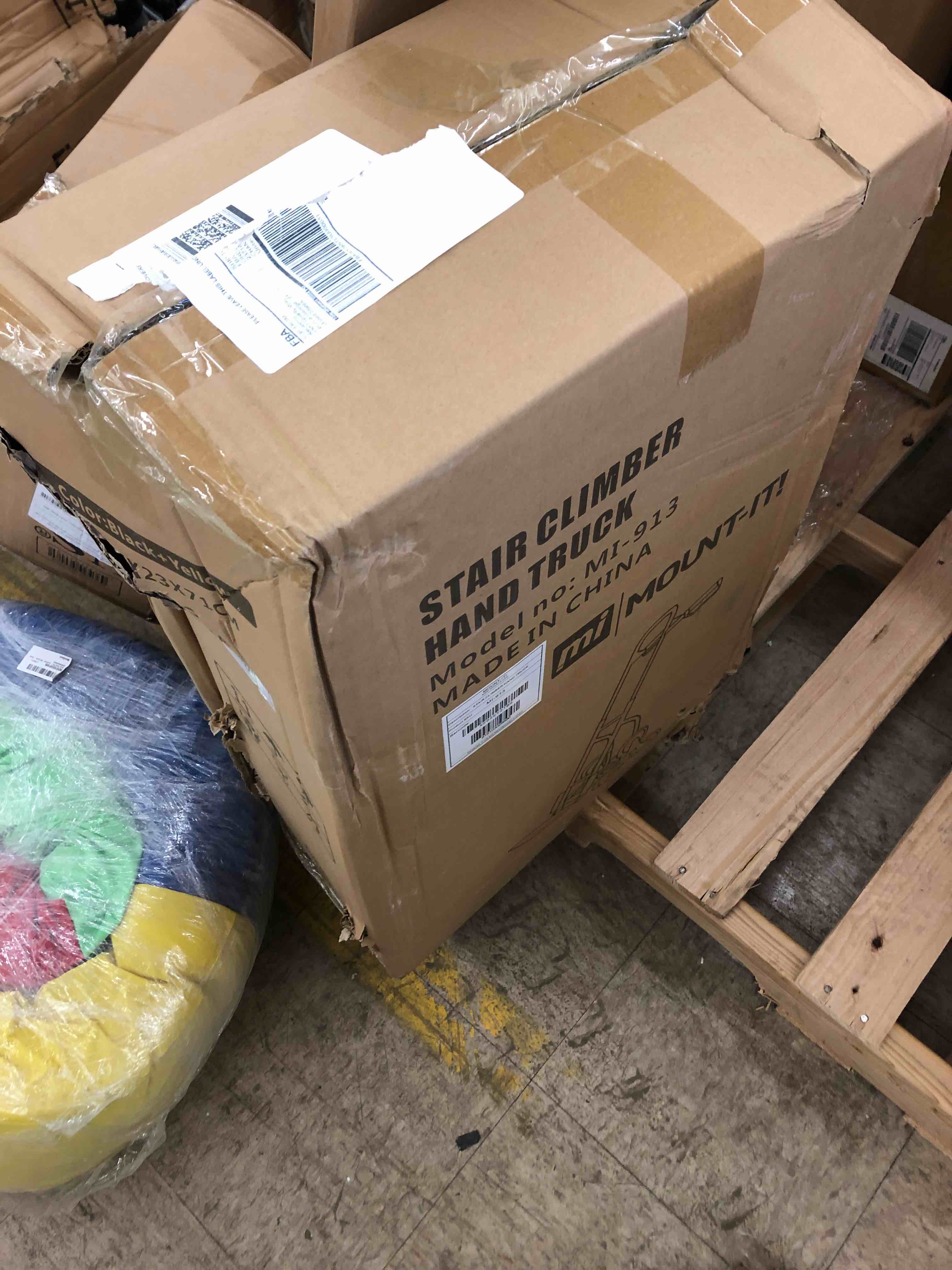 https://s3.amazonaws.com/lotting-images-prod/phillipi/YEL0637817_1670947407677.jpeg
