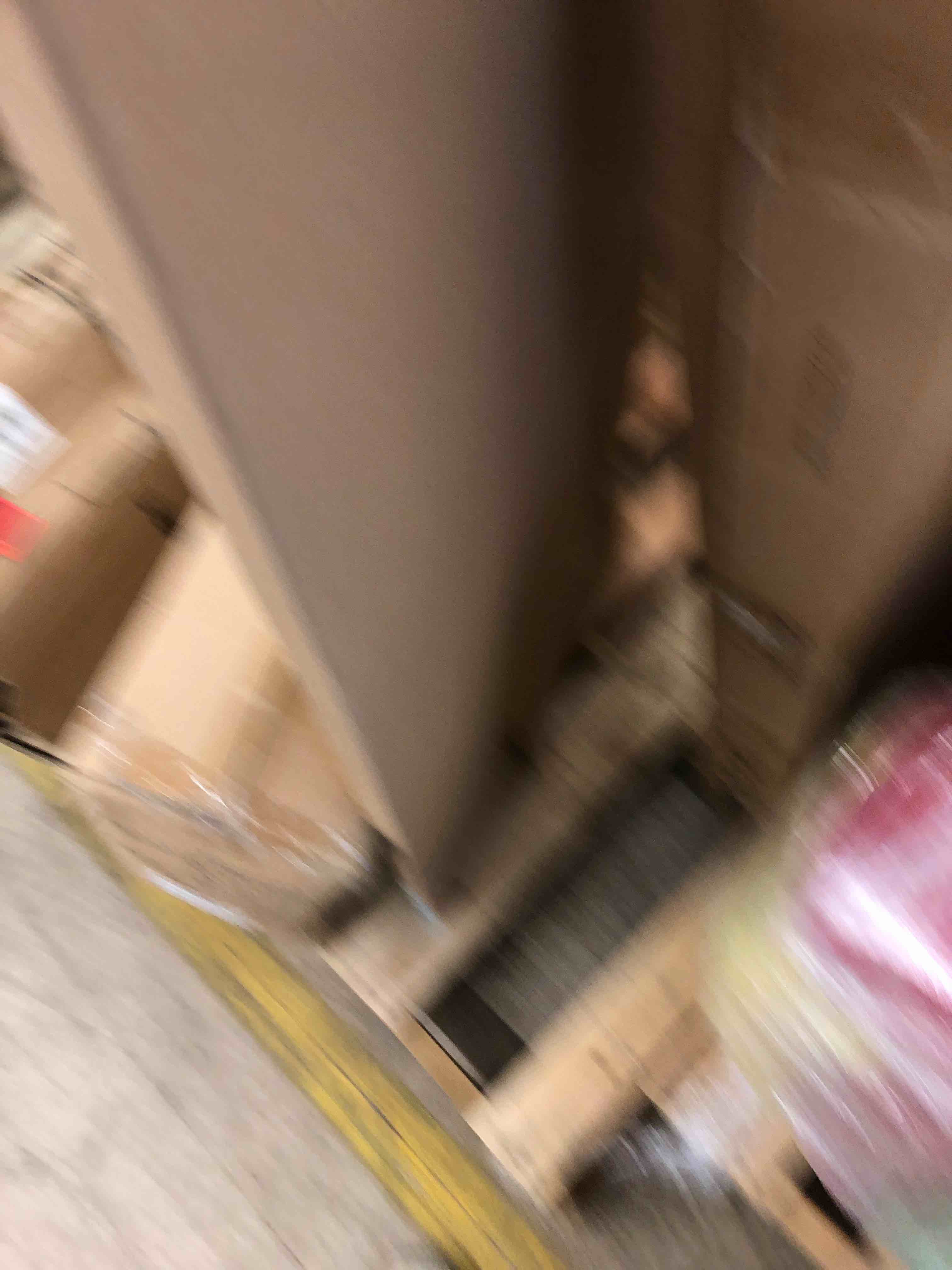 https://s3.amazonaws.com/lotting-images-prod/phillipi/YEL0637824_1670947790979.jpeg