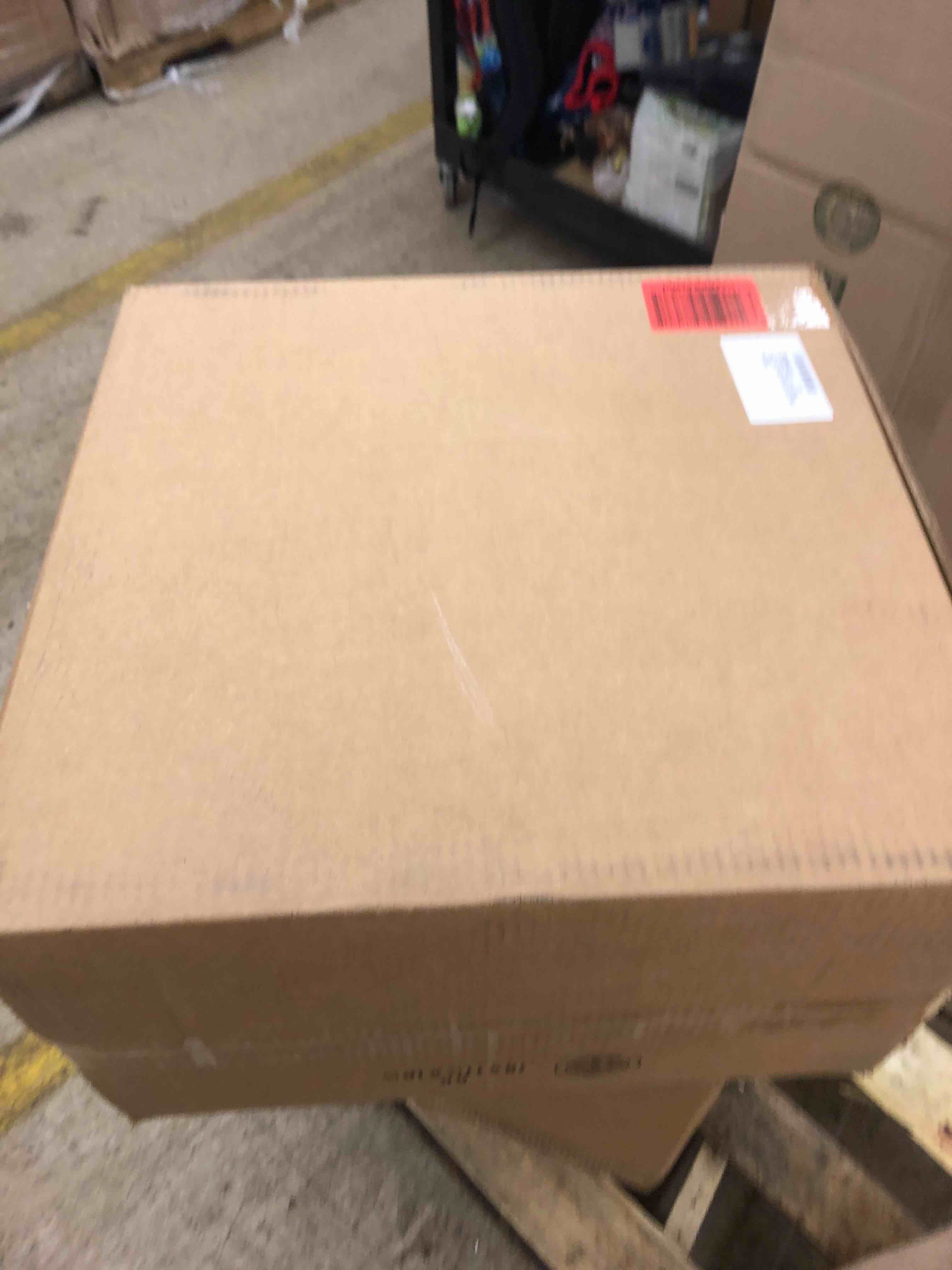 https://s3.amazonaws.com/lotting-images-prod/phillipi/YEL0637860_1670957946927.jpeg