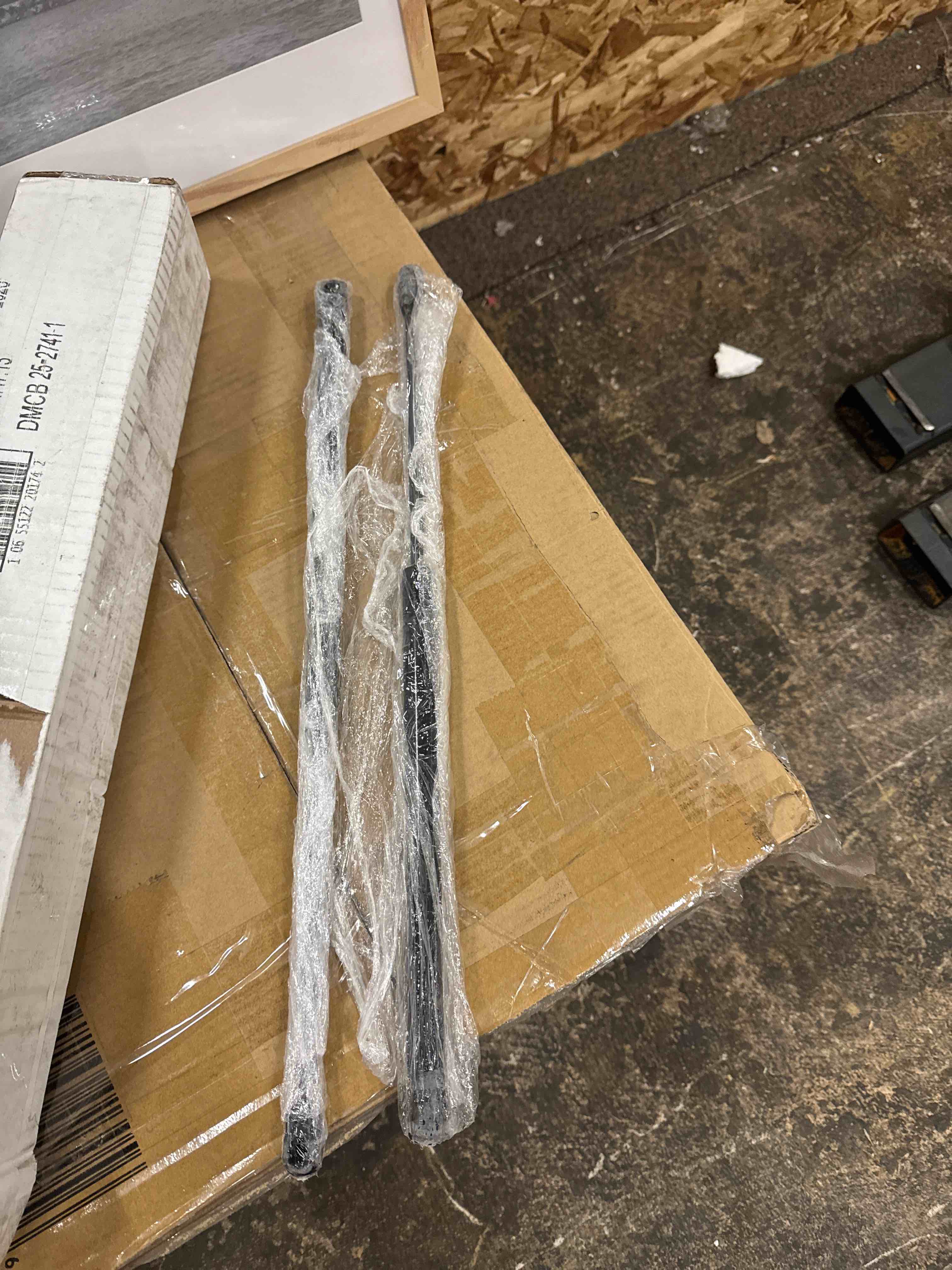 Condition photo showing New/Like New for BOXI 2pcs Gas Charged Universal Lift Supports Struts Shocks Springs