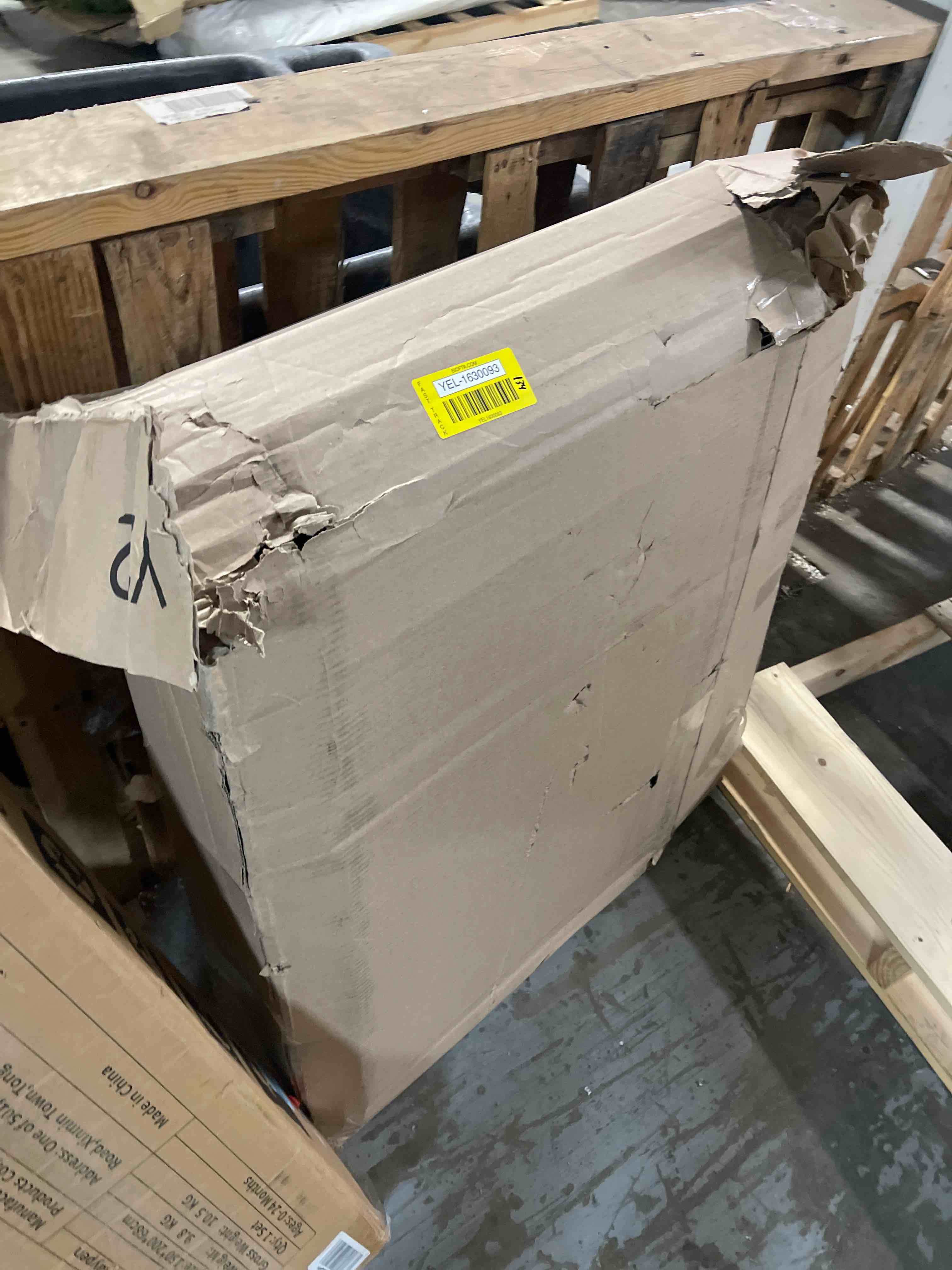 https://s3.amazonaws.com/lotting-images-prod/phillipi/YEL1630093_1643659242706.jpeg
