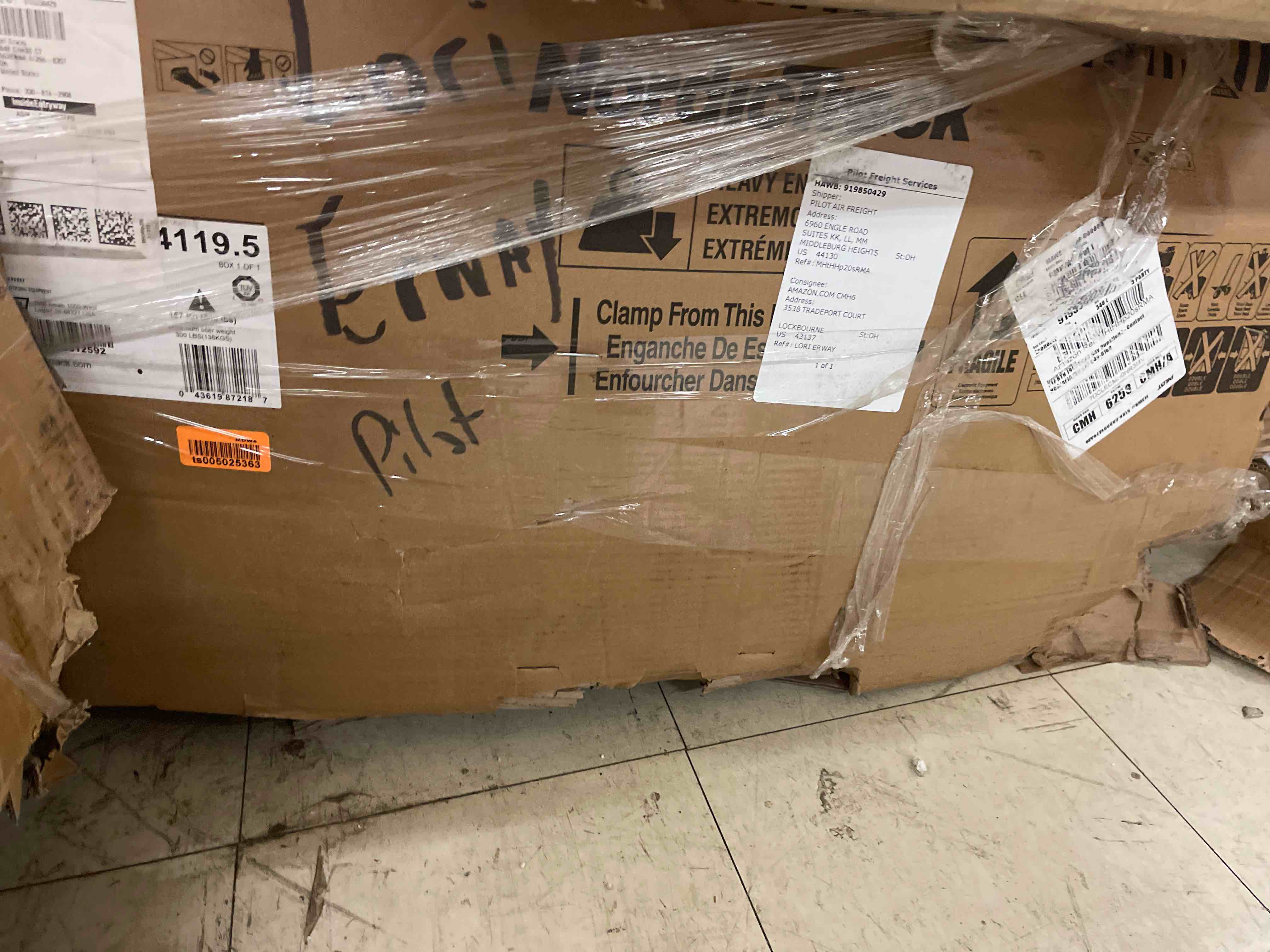 https://s3.amazonaws.com/lotting-images-prod/phillipi/YEL1698576_1650041432419.jpeg