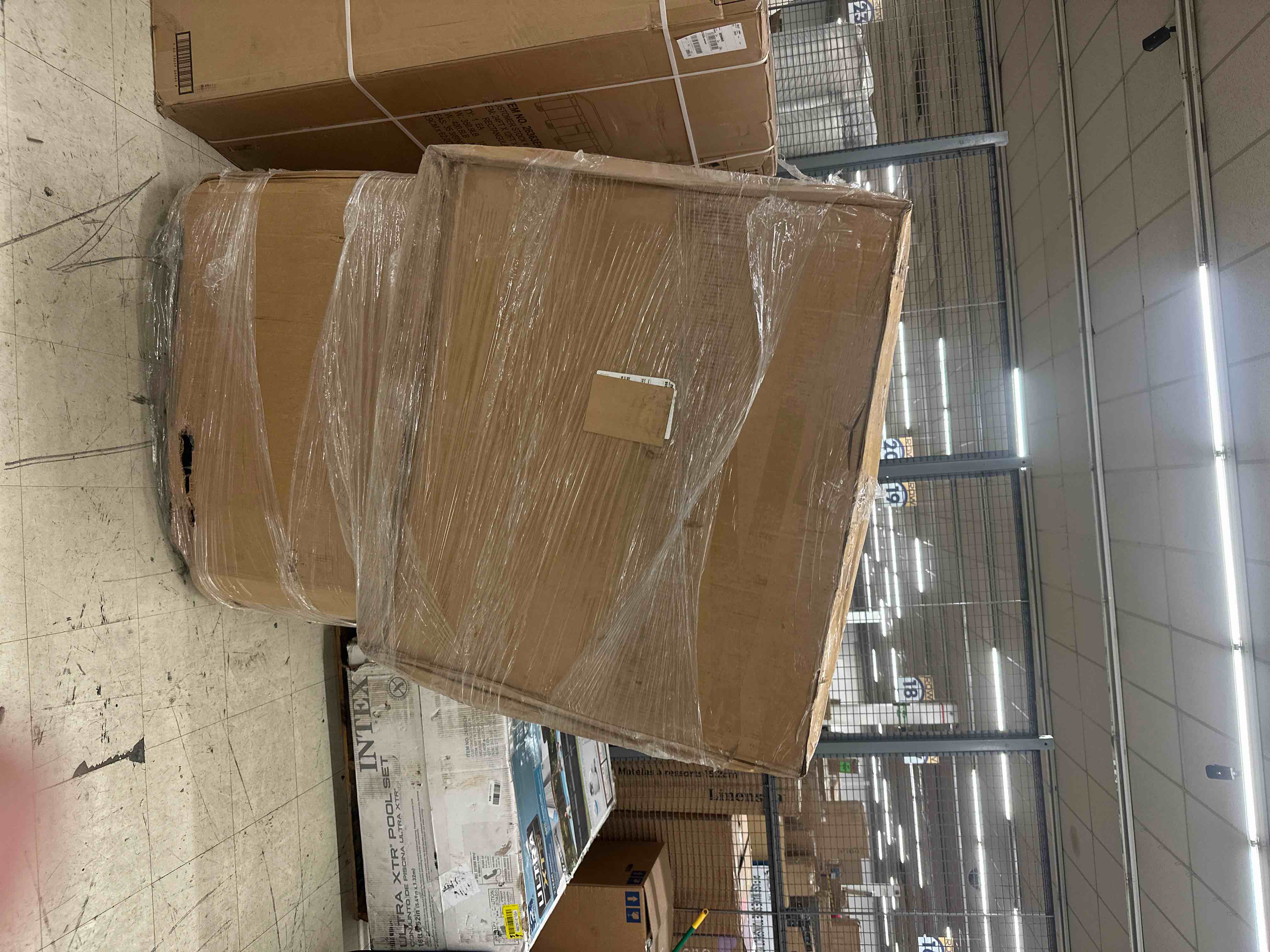 https://s3.amazonaws.com/lotting-images-prod/phillipi/YEL3136453_1688148797445.jpeg