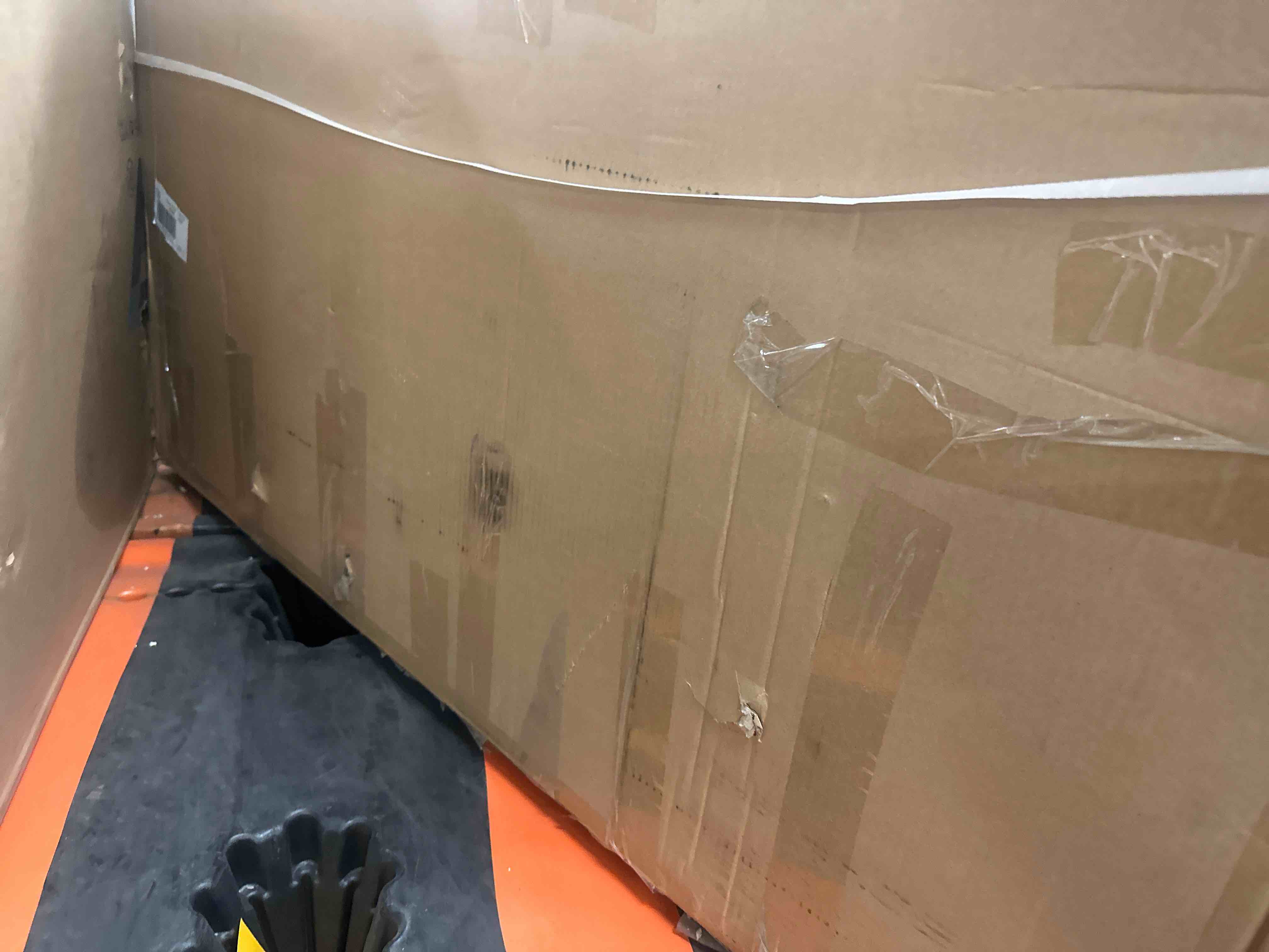 https://s3.amazonaws.com/lotting-images-prod/phillipi/YEL3136480_1687454279016.jpeg