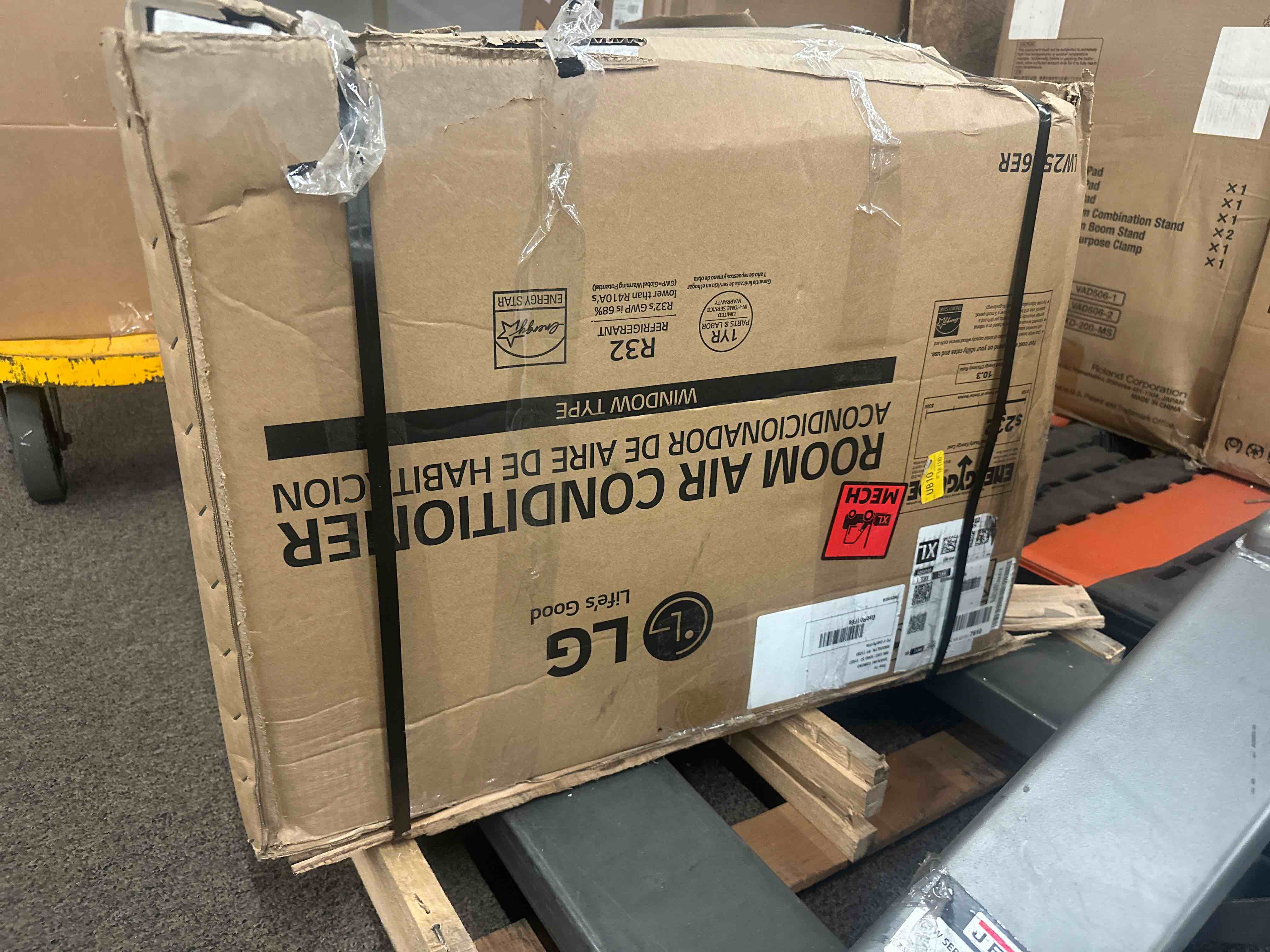 https://s3.amazonaws.com/lotting-images-prod/phillipi/YEL3136496_1687454112774.jpeg