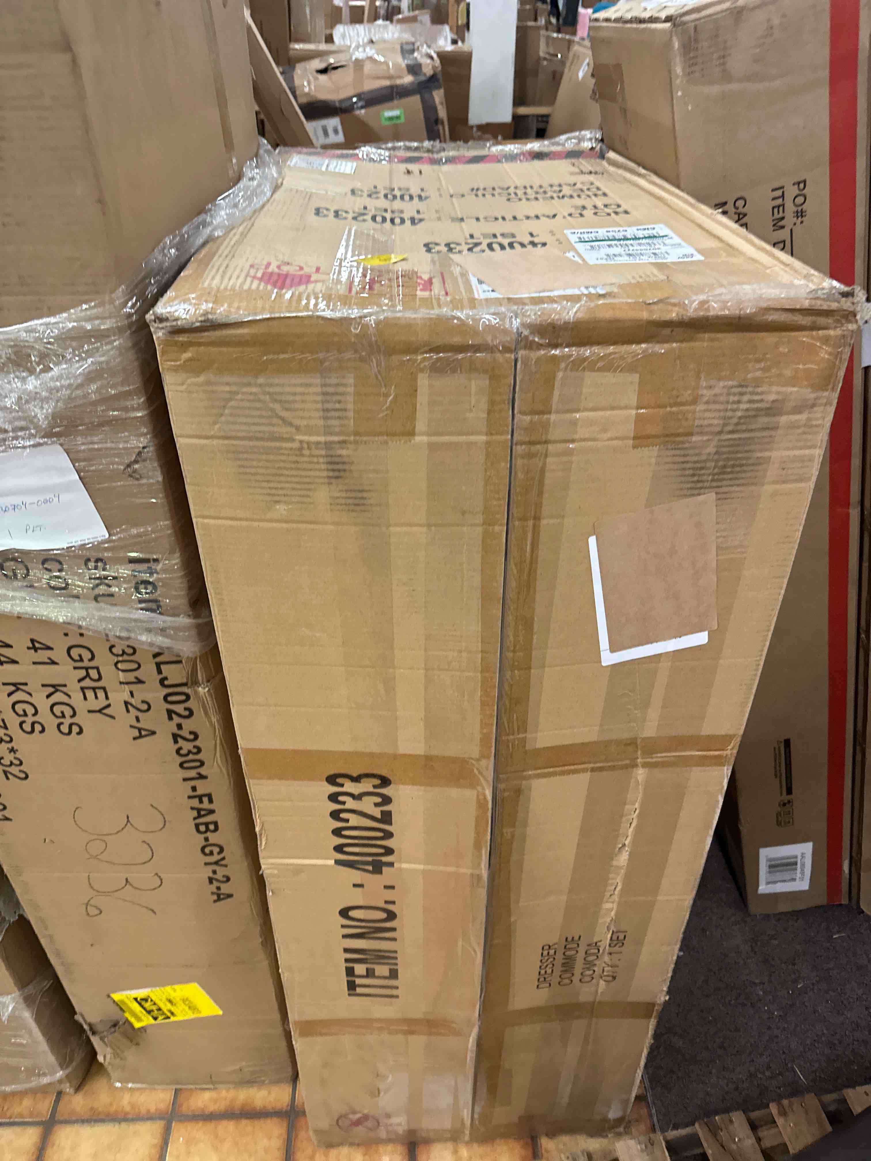 https://s3.amazonaws.com/lotting-images-prod/phillipi/YEL3373972_1691166995136.jpeg