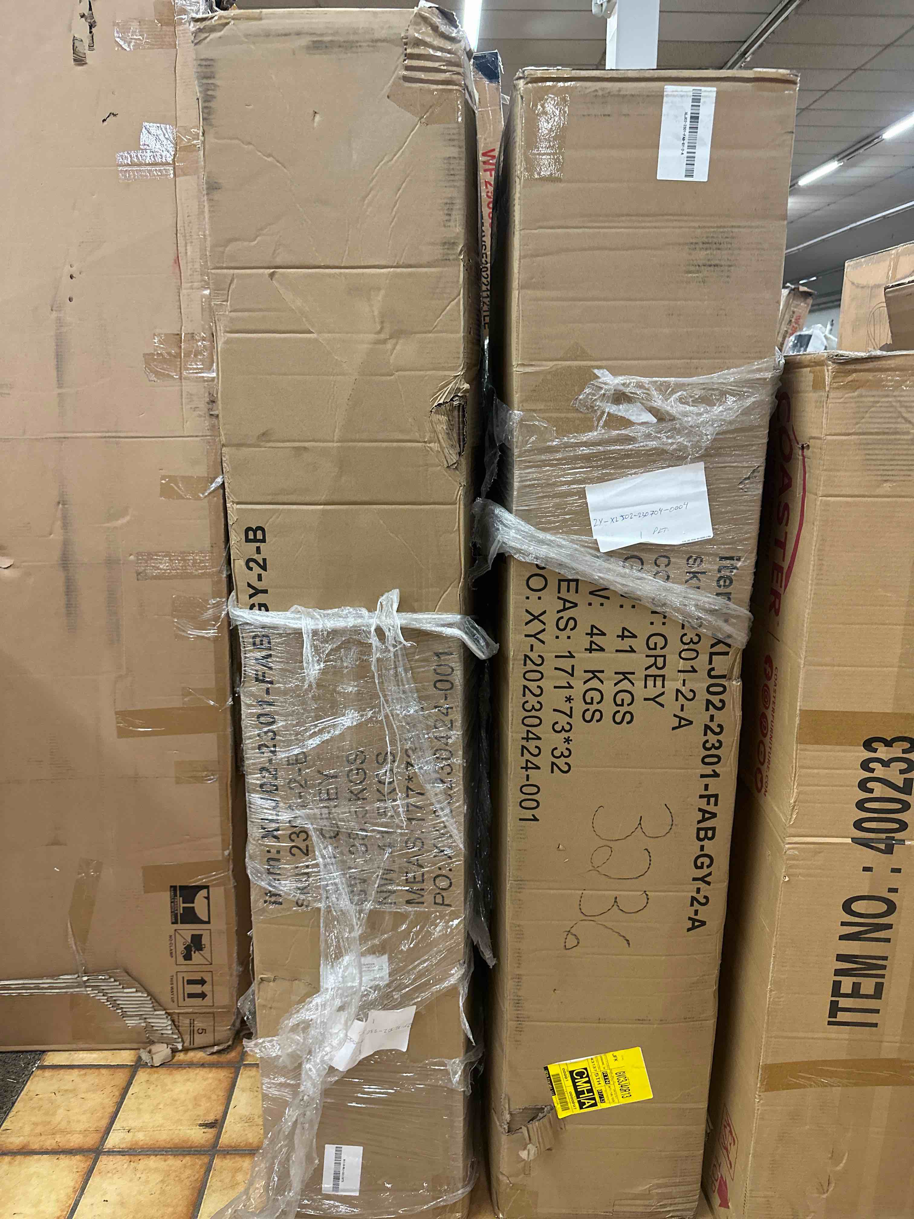 https://s3.amazonaws.com/lotting-images-prod/phillipi/YEL3373974_1691166477841.jpeg