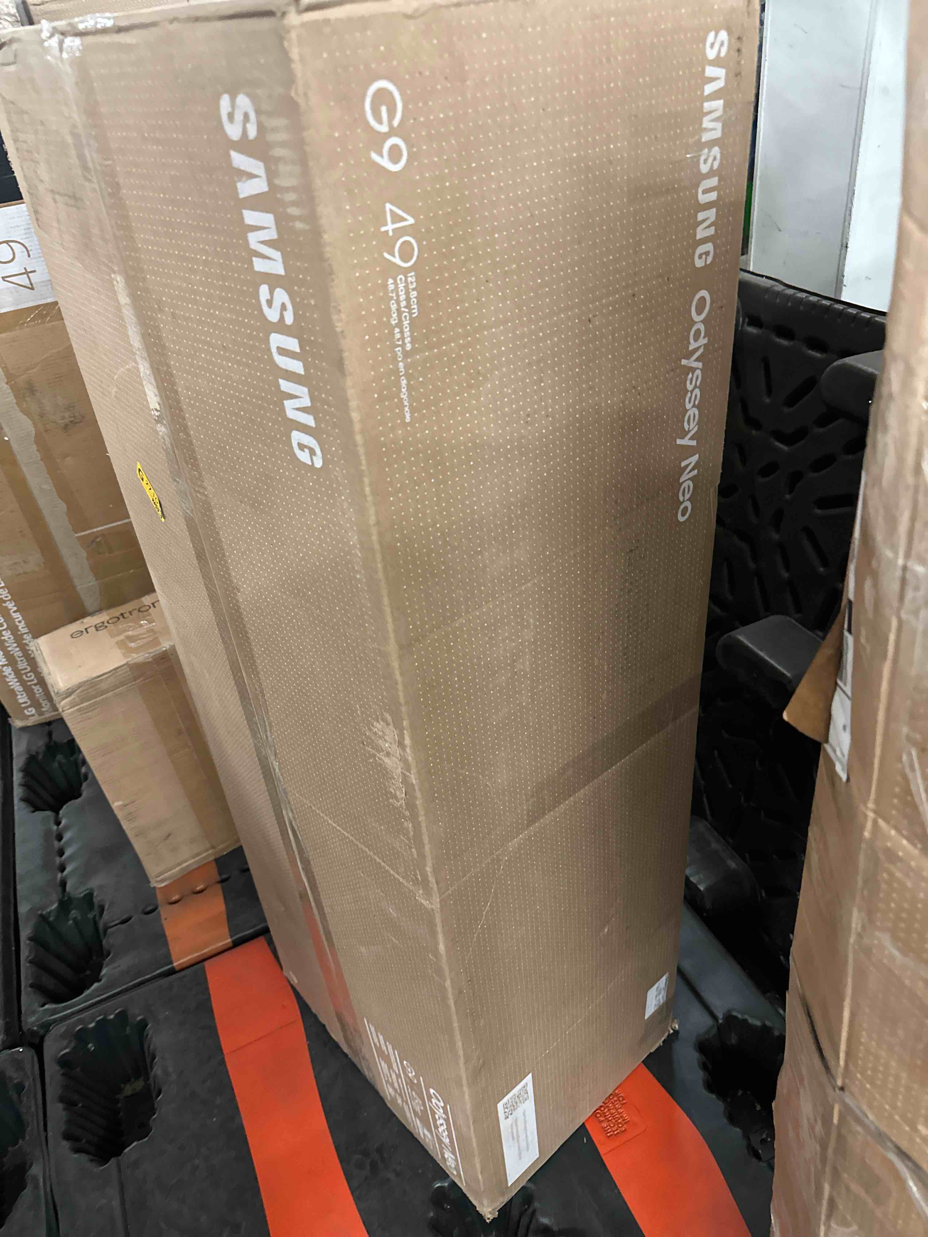 https://s3.amazonaws.com/lotting-images-prod/phillipi/YEL3374236_1695922508397.jpeg