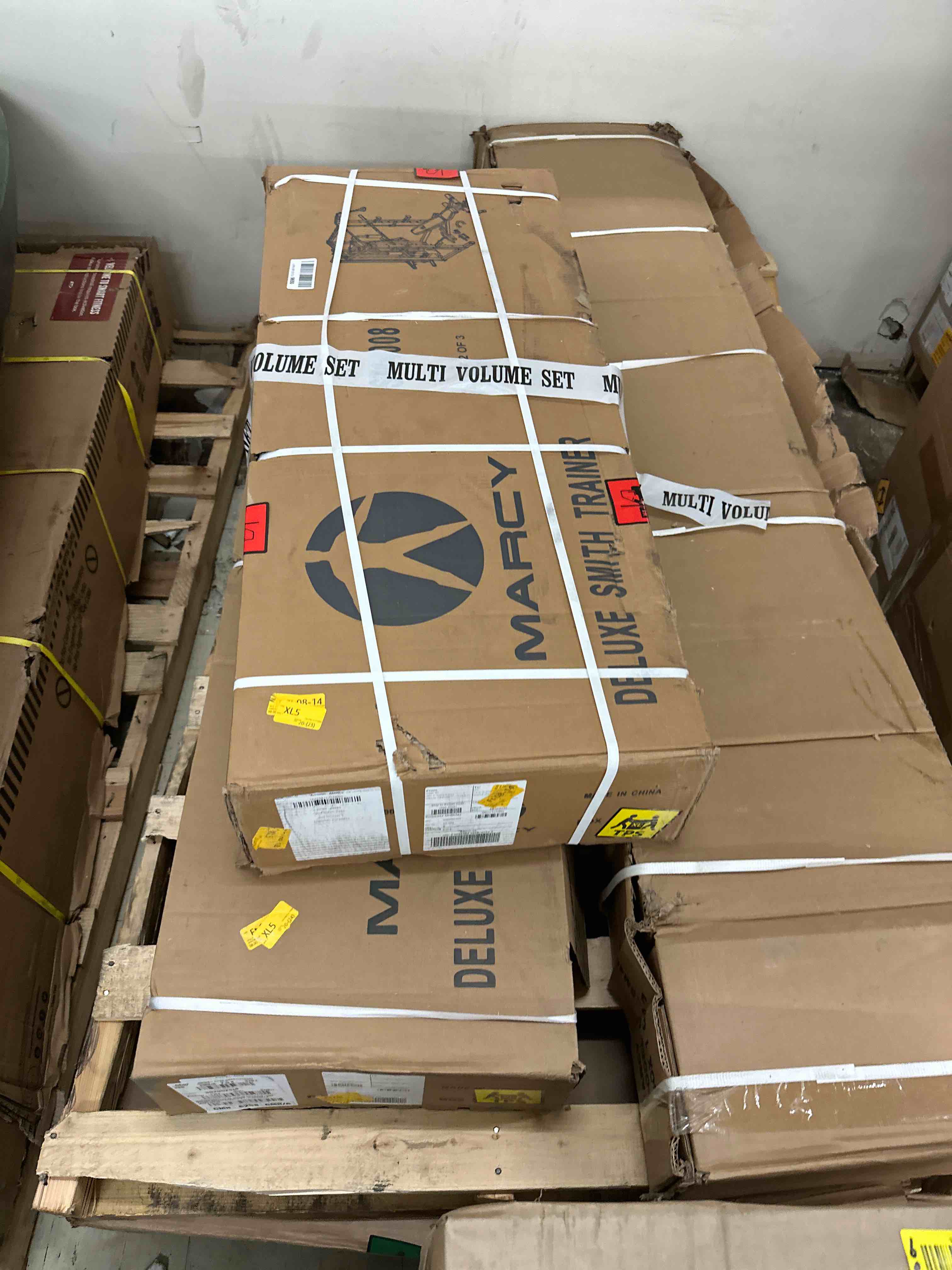 https://s3.amazonaws.com/lotting-images-prod/phillipi/YEL3374257_1695926340084.jpeg