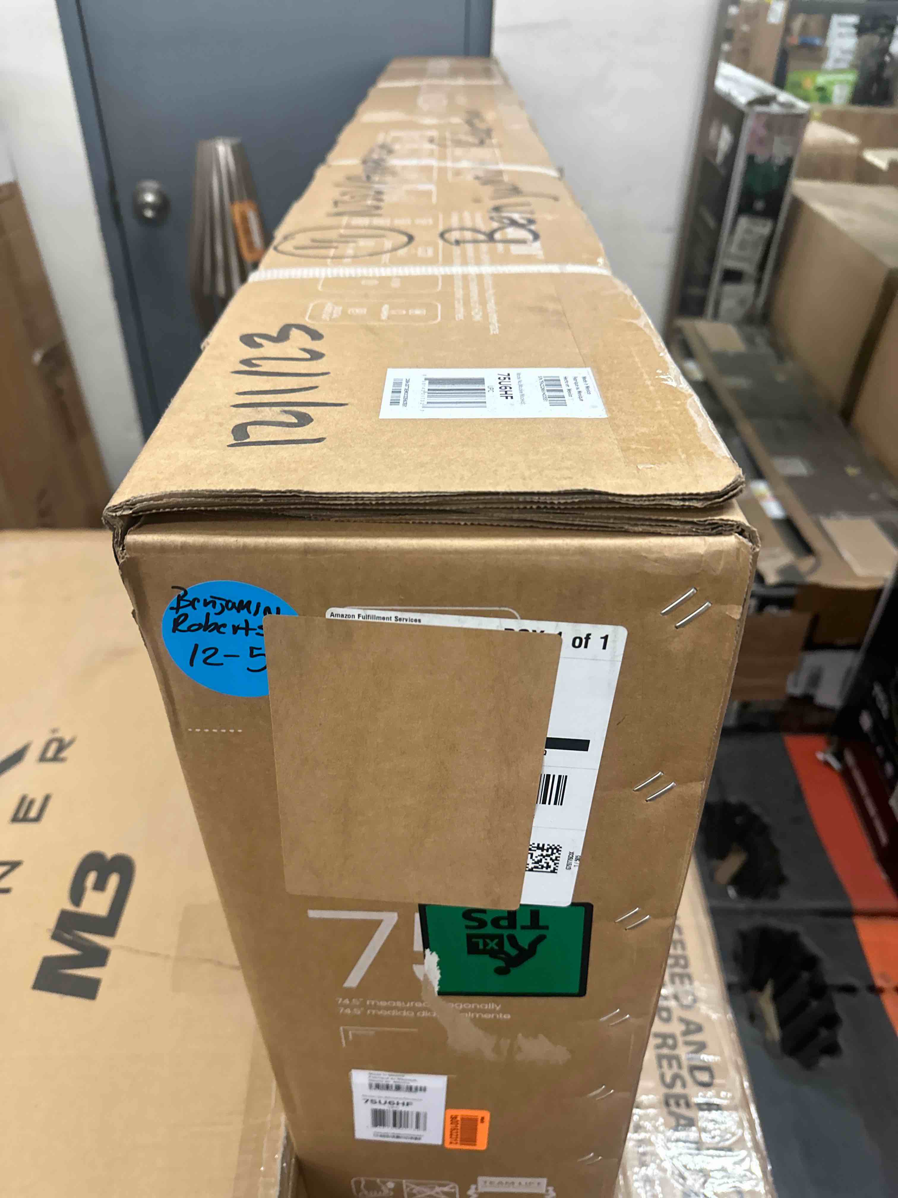 https://s3.amazonaws.com/lotting-images-prod/phillipi/YEL3375094_1708533332060.jpeg
