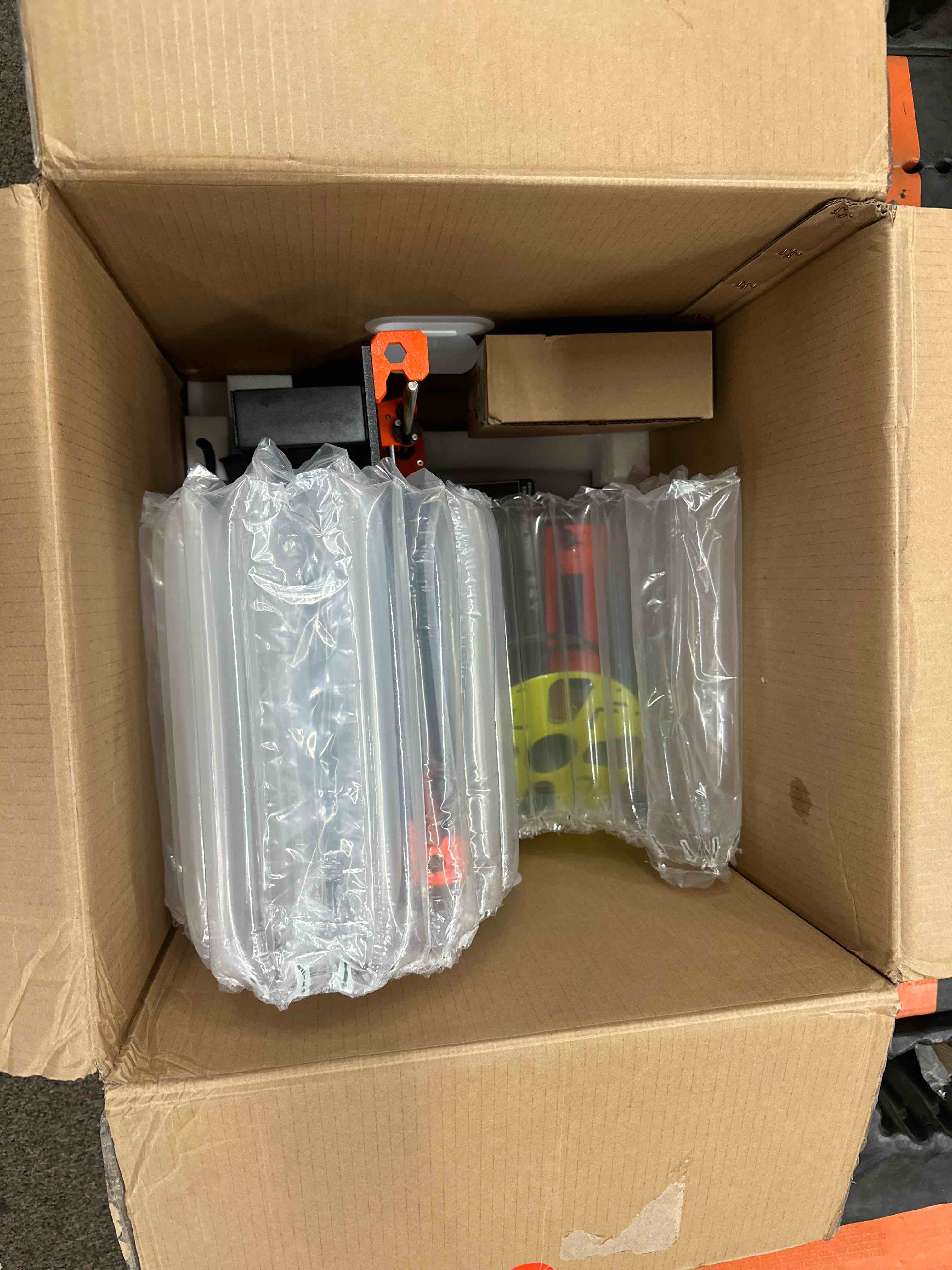 https://s3.amazonaws.com/lotting-images-prod/phillipi/YEL3375196_1707242331059.jpeg