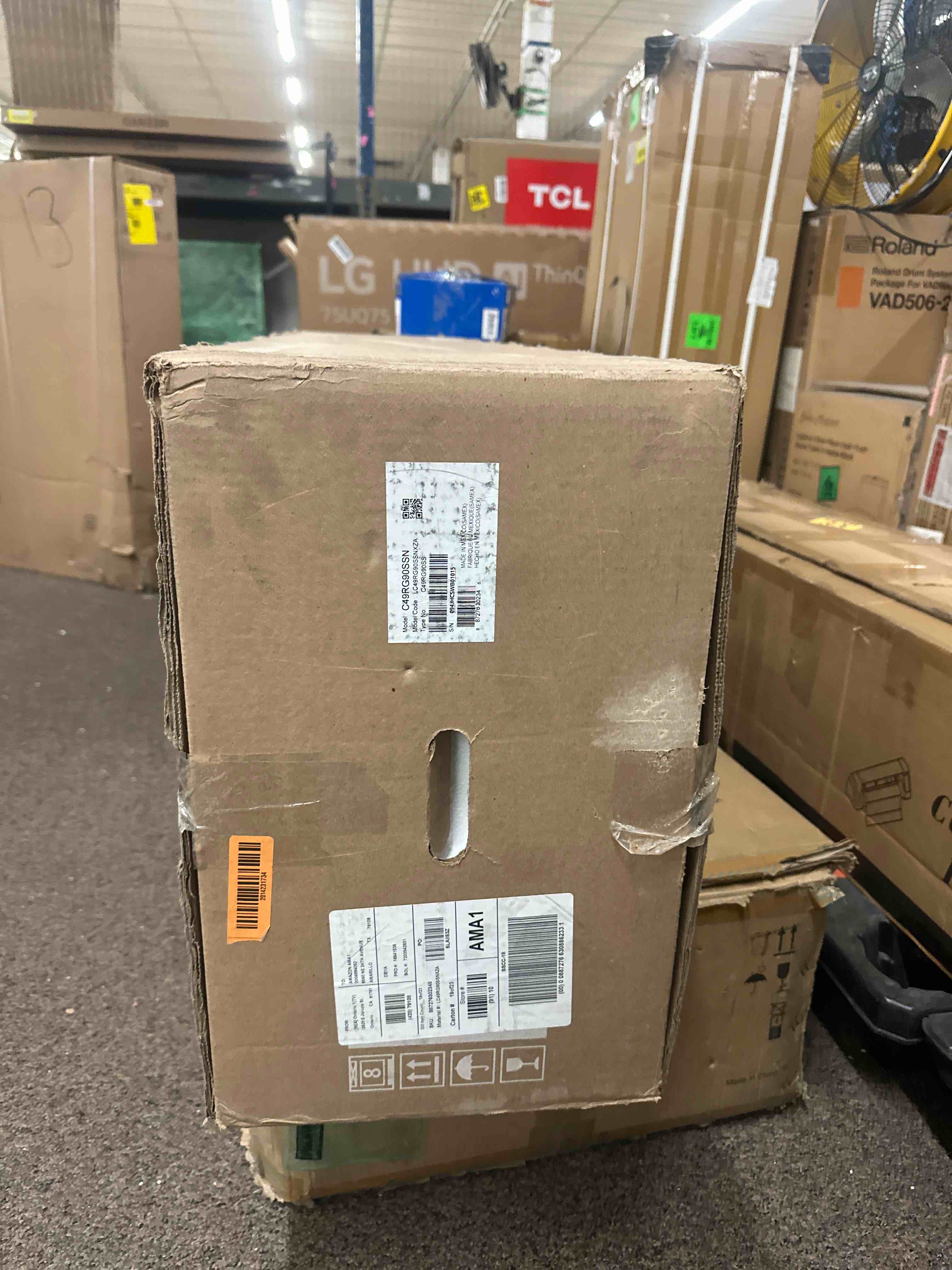 https://s3.amazonaws.com/lotting-images-prod/phillipi/YEL3375289_1708014088411.jpeg