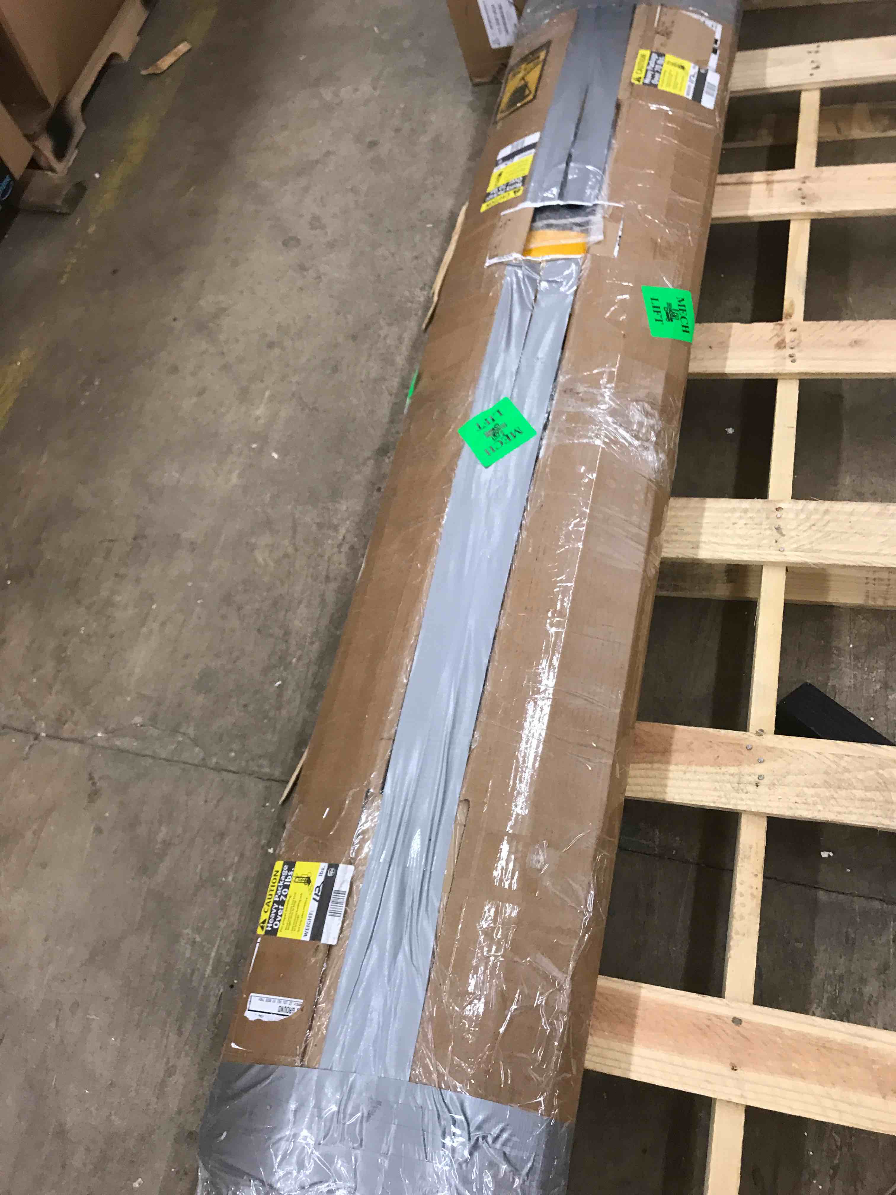 https://s3.amazonaws.com/lotting-images-prod/phillipi/YEL3379899_1668789808499.jpeg