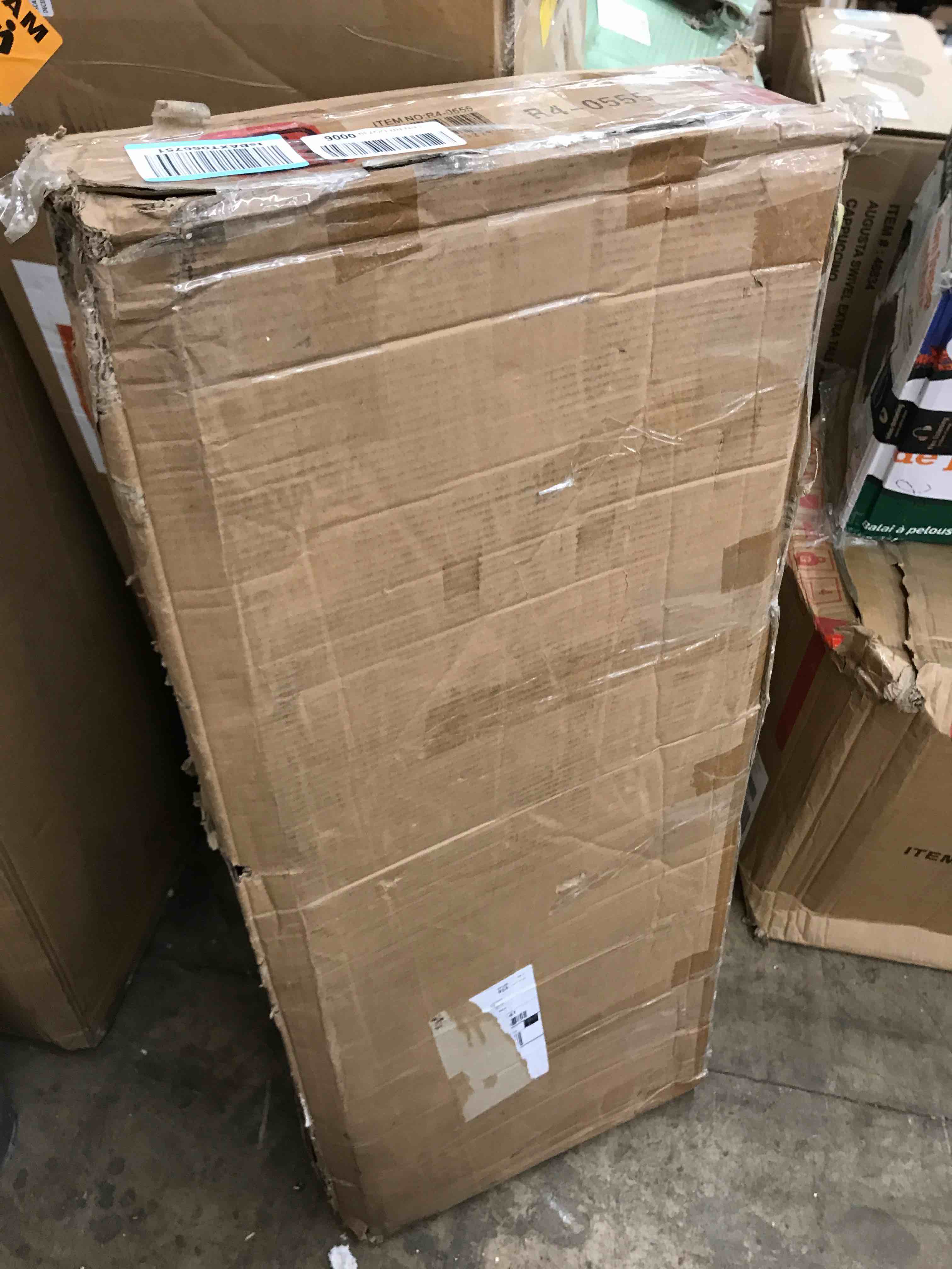 https://s3.amazonaws.com/lotting-images-prod/phillipi/YEL3379908_1668791077730.jpeg