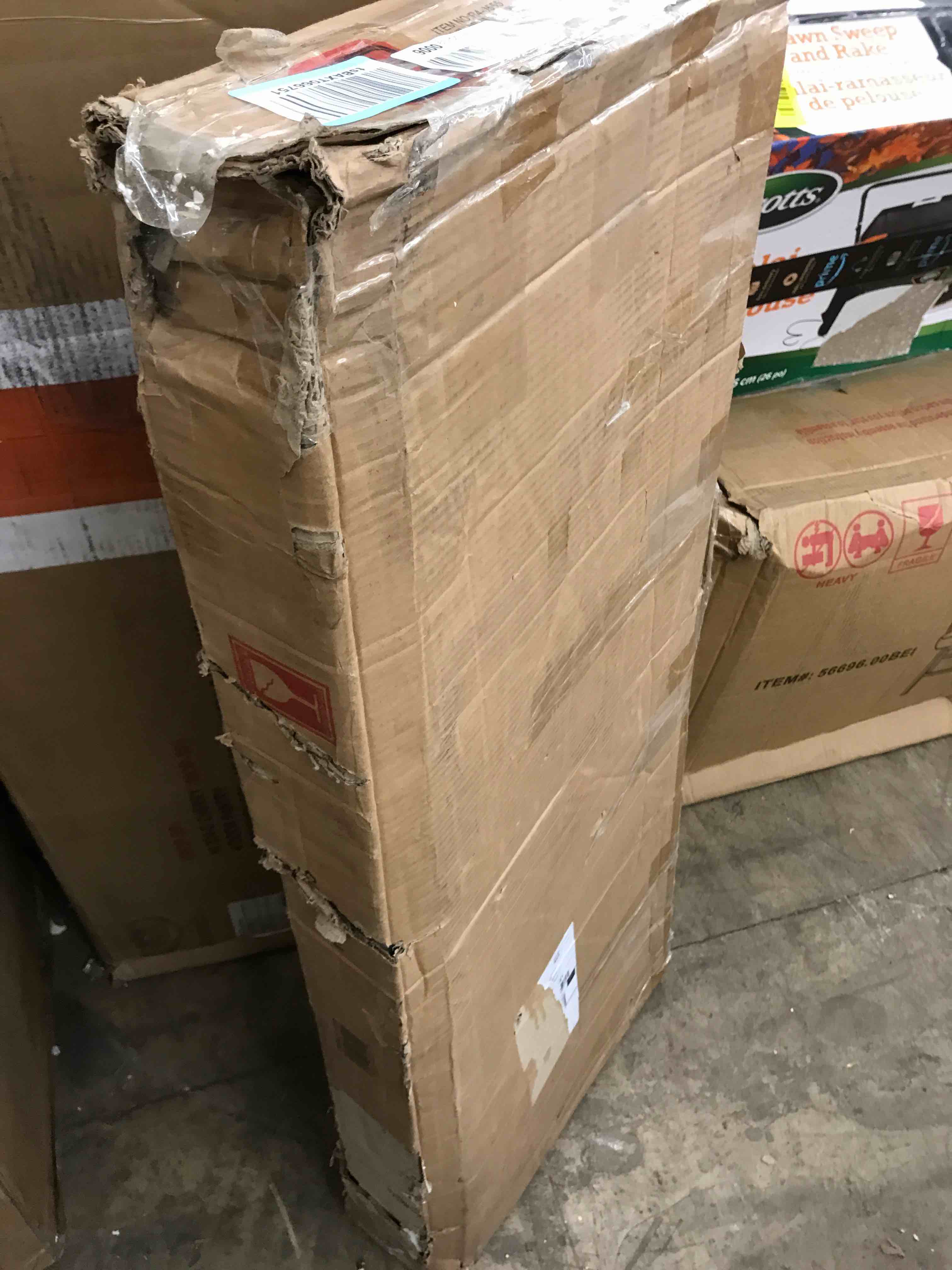 https://s3.amazonaws.com/lotting-images-prod/phillipi/YEL3379908_1668791079713.jpeg