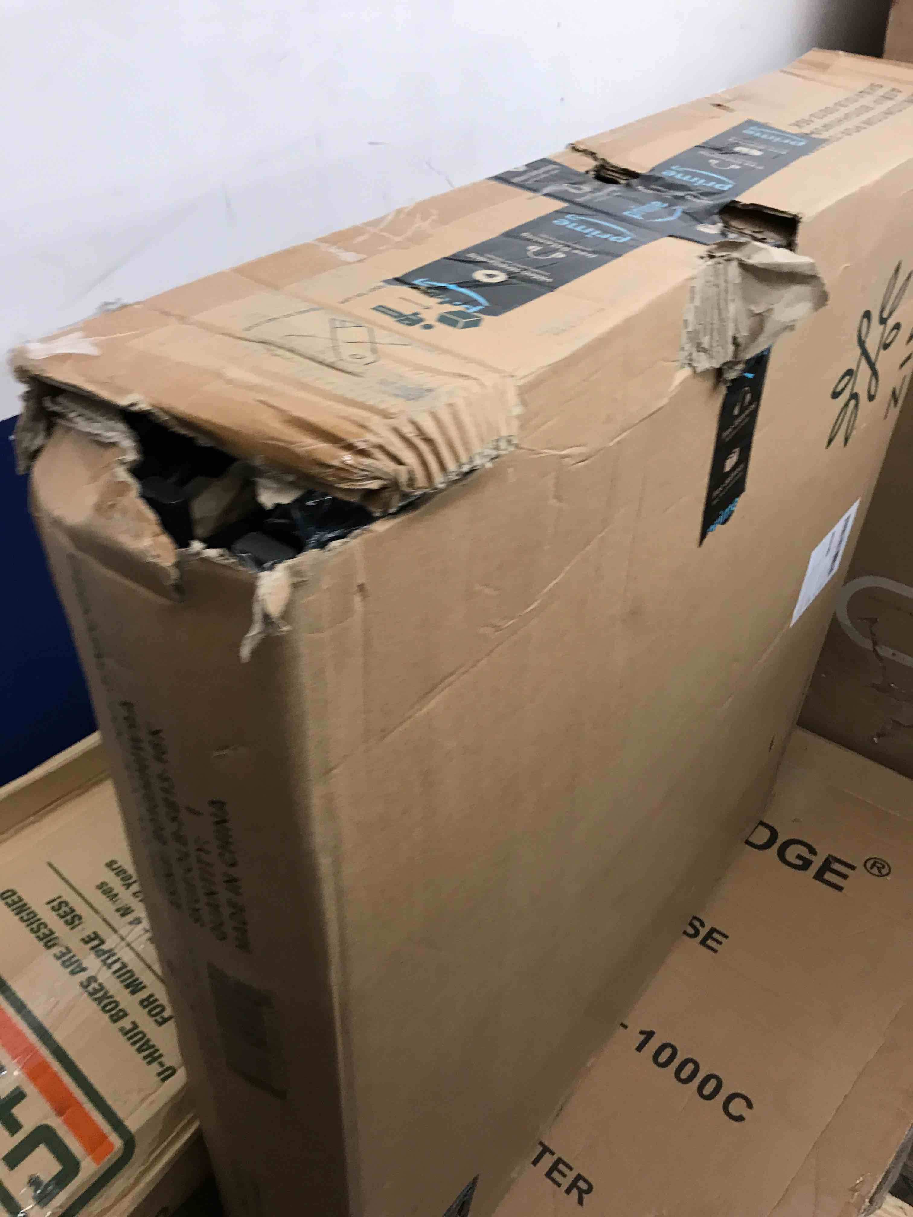 https://s3.amazonaws.com/lotting-images-prod/phillipi/YEL3379915_1668791970728.jpeg