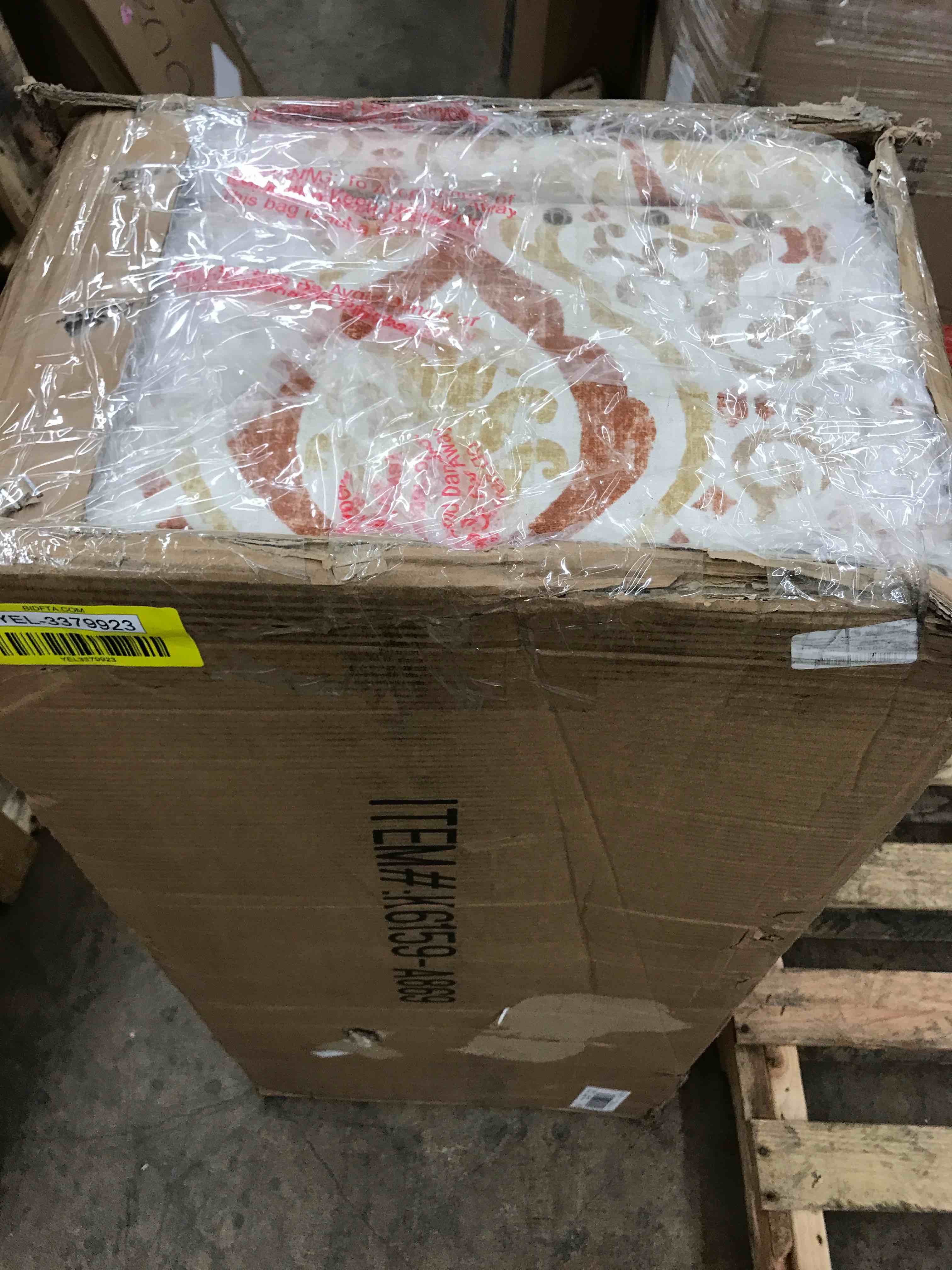 https://s3.amazonaws.com/lotting-images-prod/phillipi/YEL3379923_1668793401065.jpeg