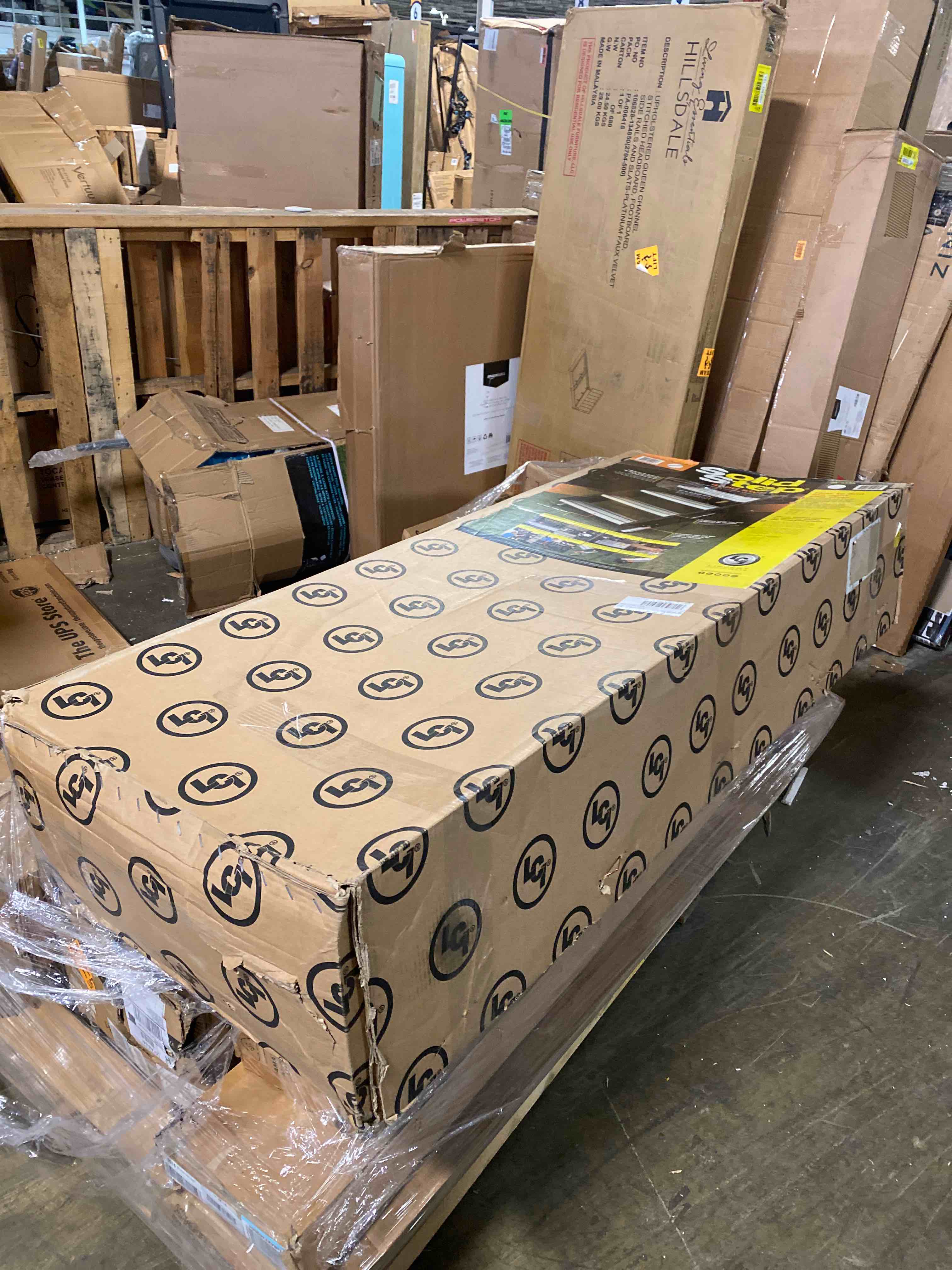 https://s3.amazonaws.com/lotting-images-prod/phillipi/YEL3383798_1666295234444.jpeg