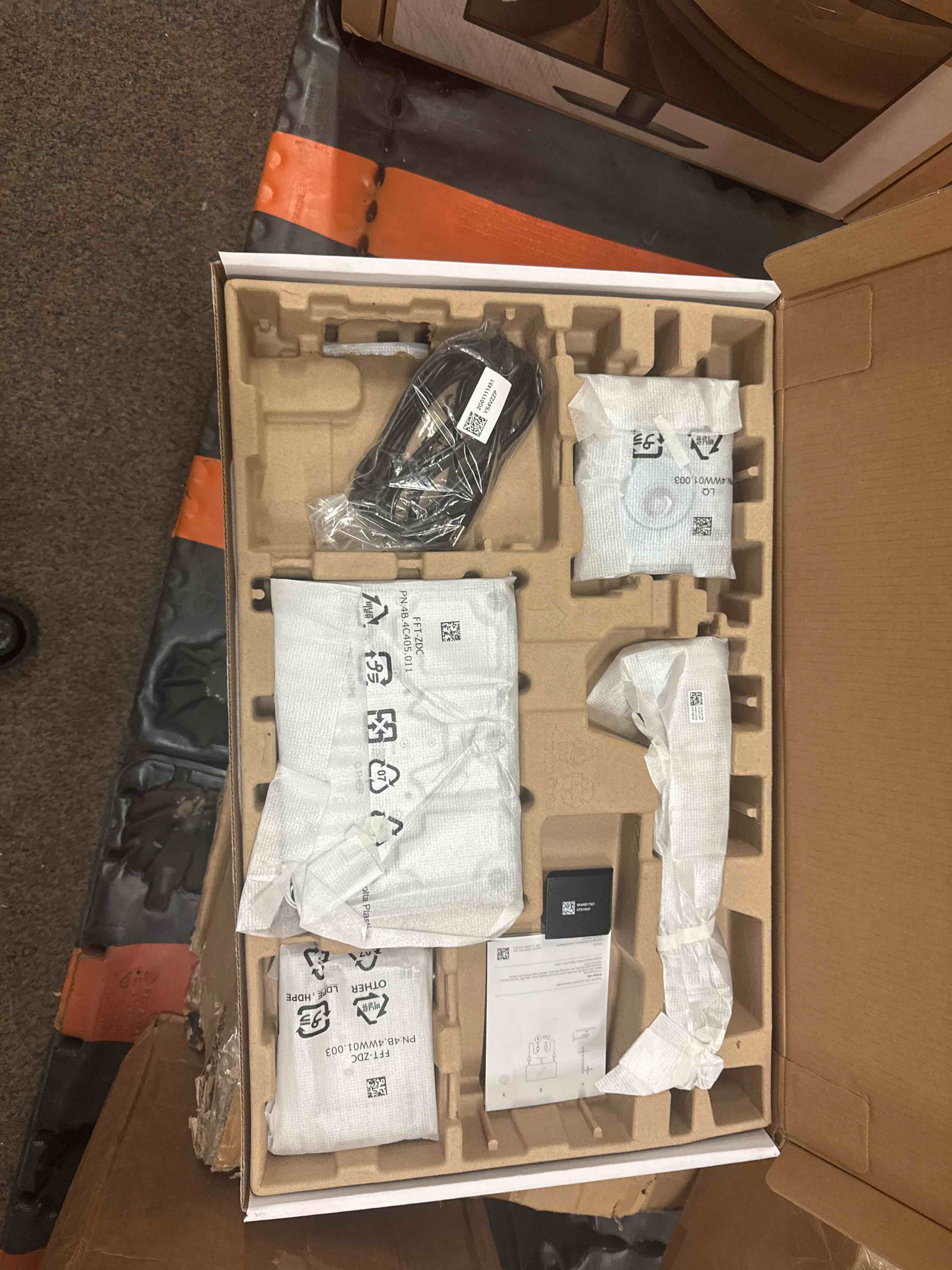 https://s3.amazonaws.com/lotting-images-prod/phillipi/YEL3397955_1758900514457.jpeg