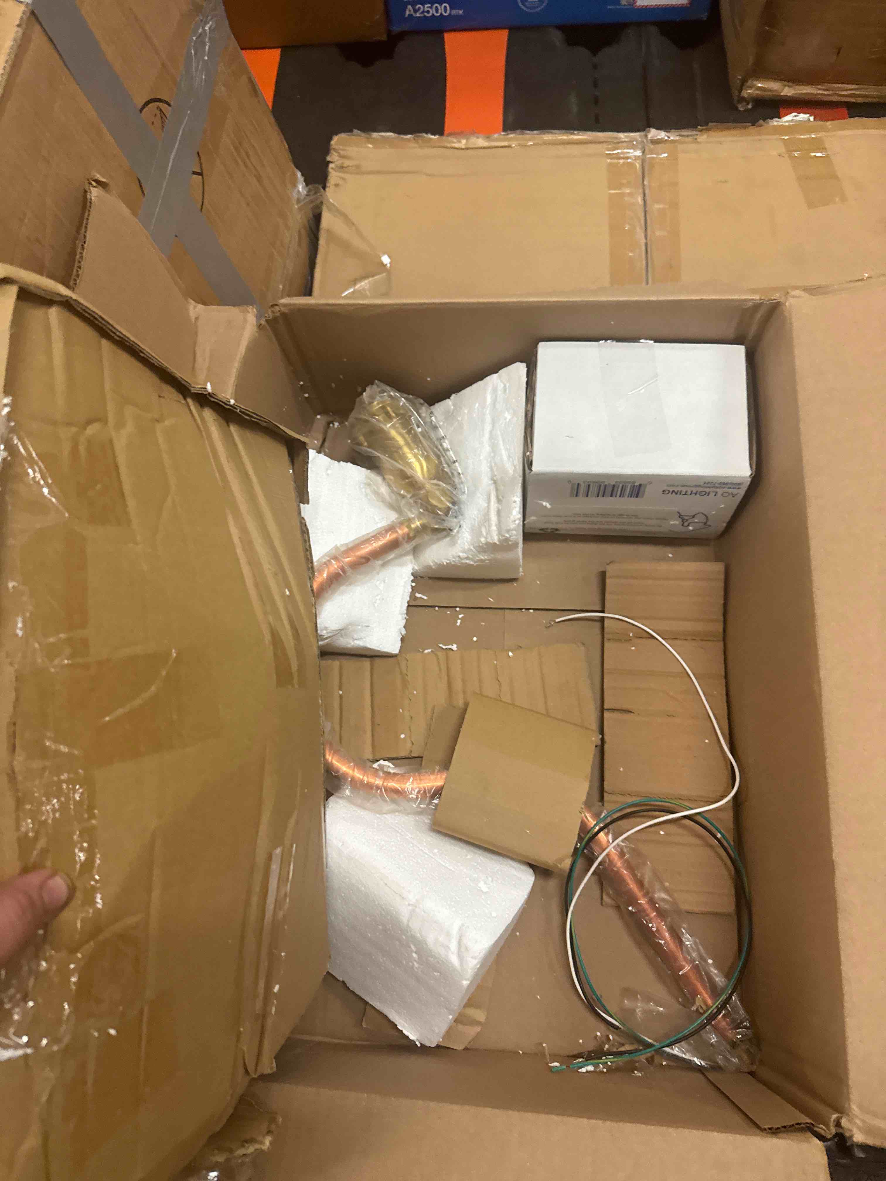 https://s3.amazonaws.com/lotting-images-prod/phillipi/YEL3397962_1758903613450.jpeg