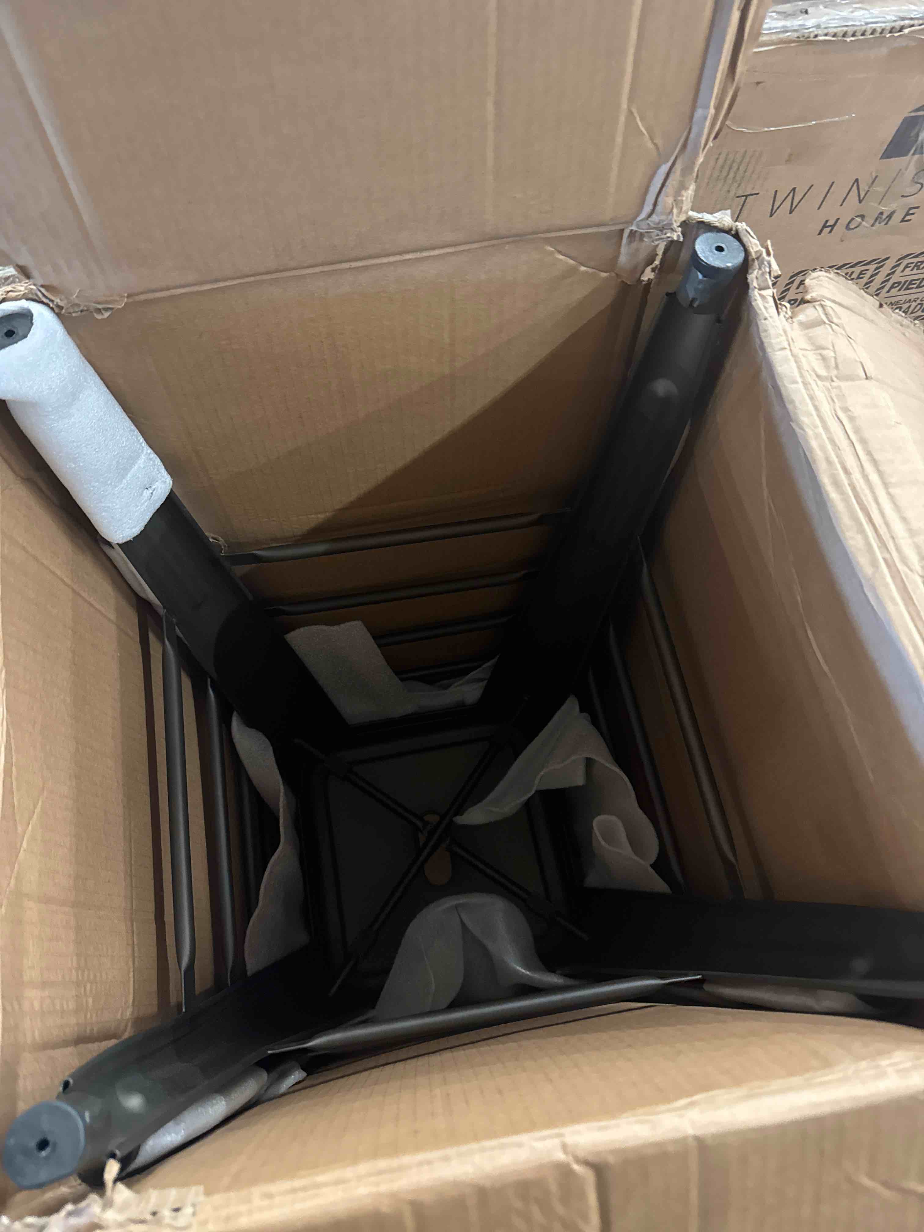 https://s3.amazonaws.com/lotting-images-prod/phillipi/YEL3398011_1759171857899.jpeg