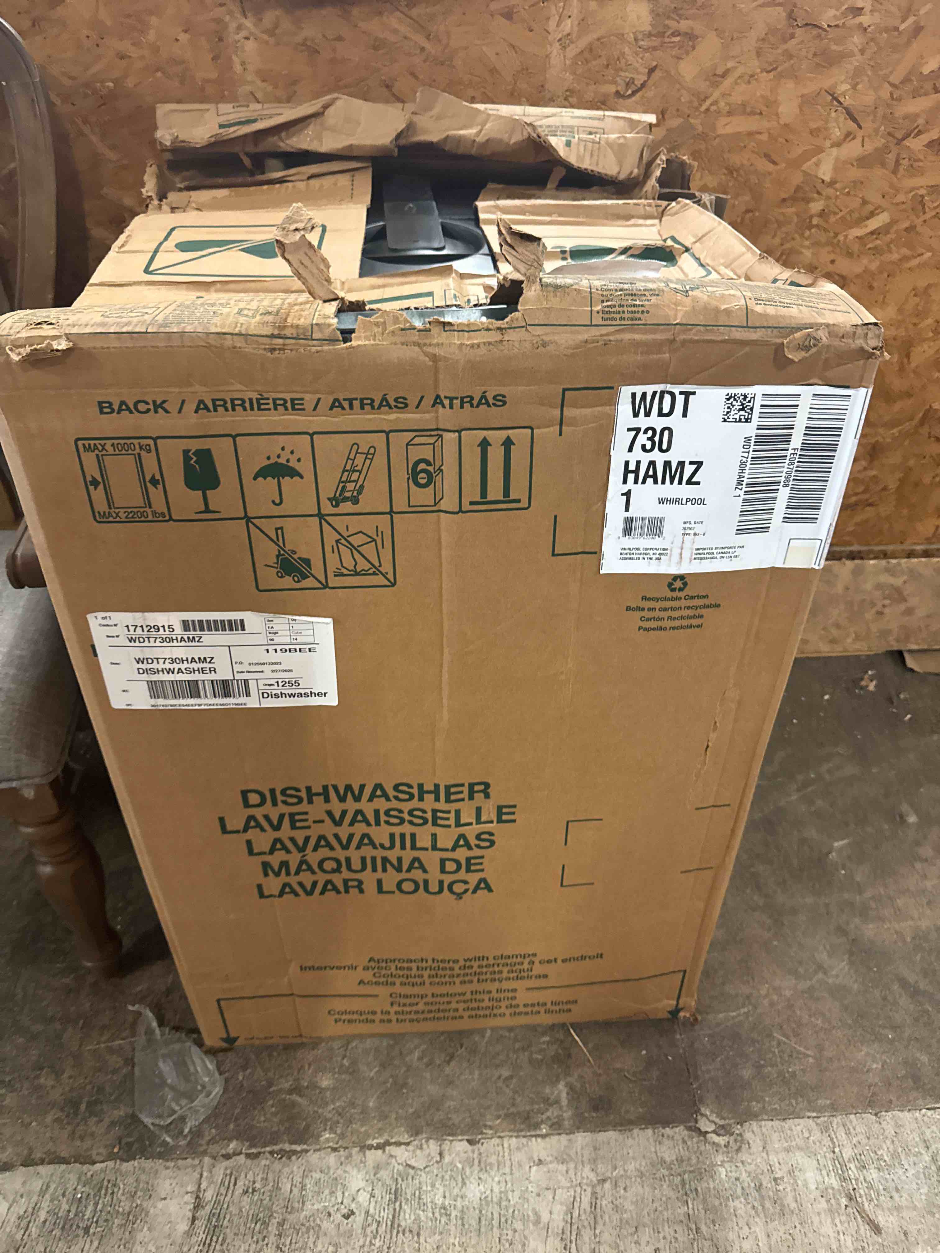 https://s3.amazonaws.com/lotting-images-prod/phillipi/YEL3398063_1759258720619.jpeg