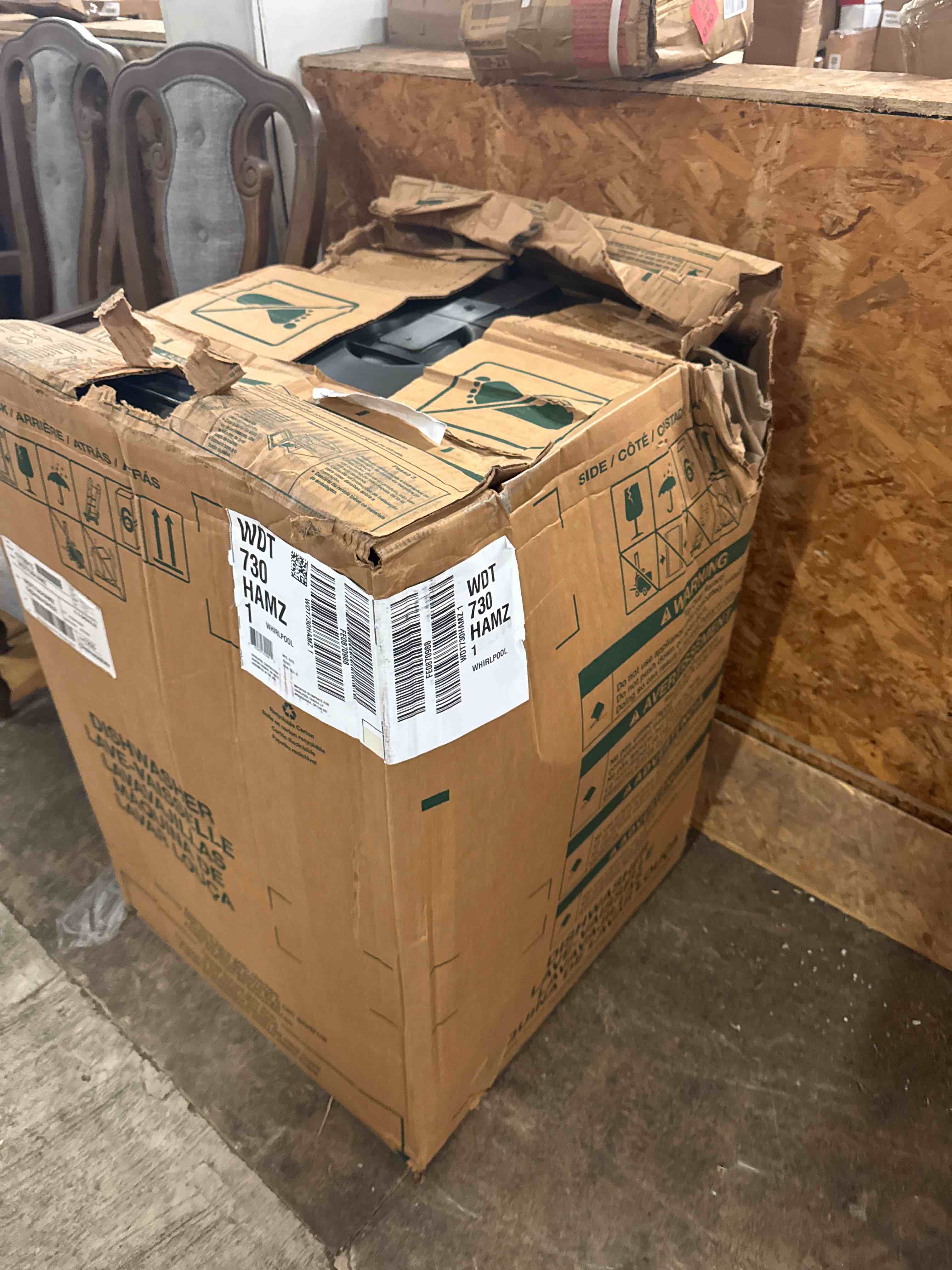 https://s3.amazonaws.com/lotting-images-prod/phillipi/YEL3398063_1759258723447.jpeg