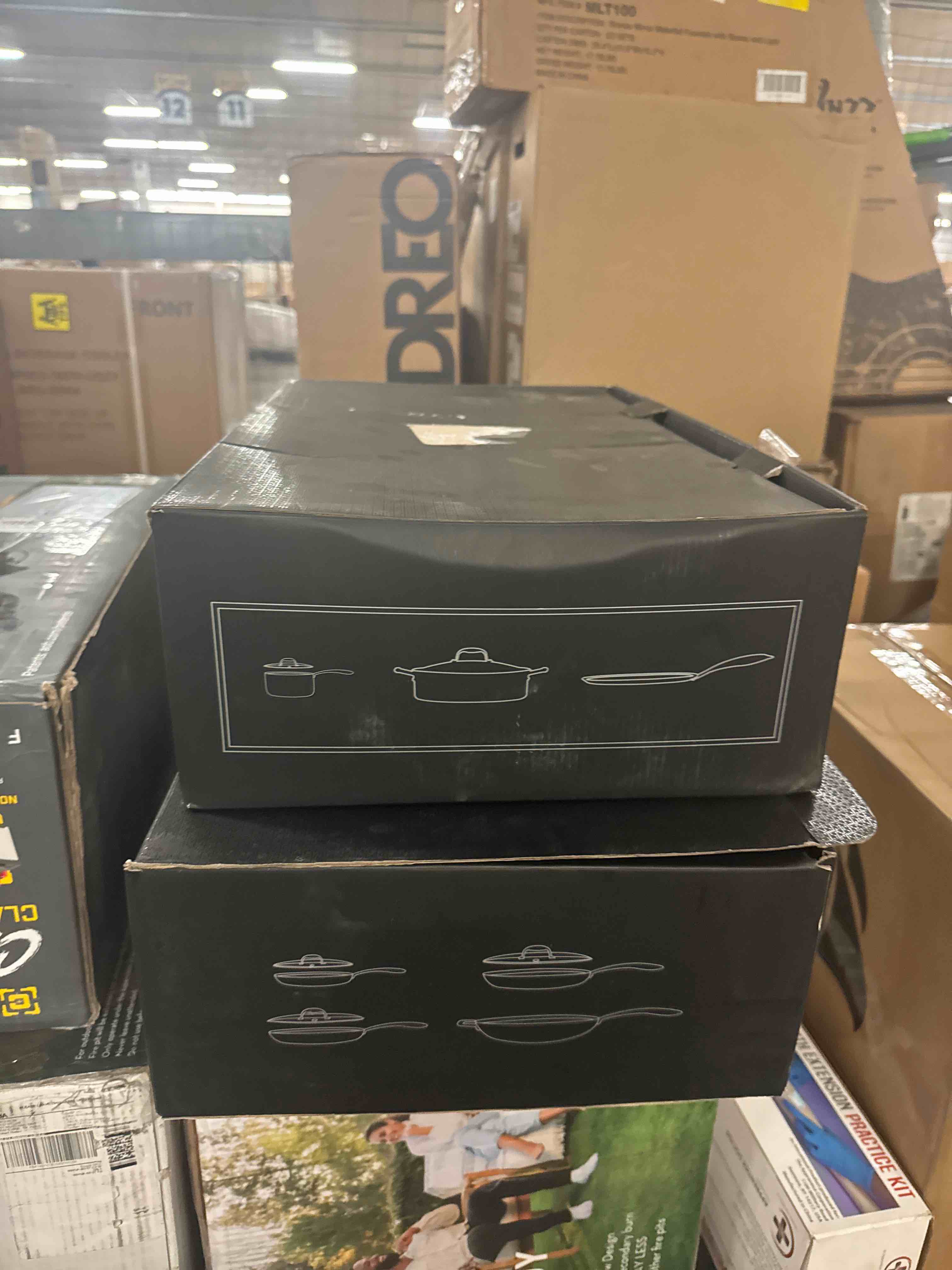 https://s3.amazonaws.com/lotting-images-prod/phillipi/YEL3398095_1759415956915.jpeg