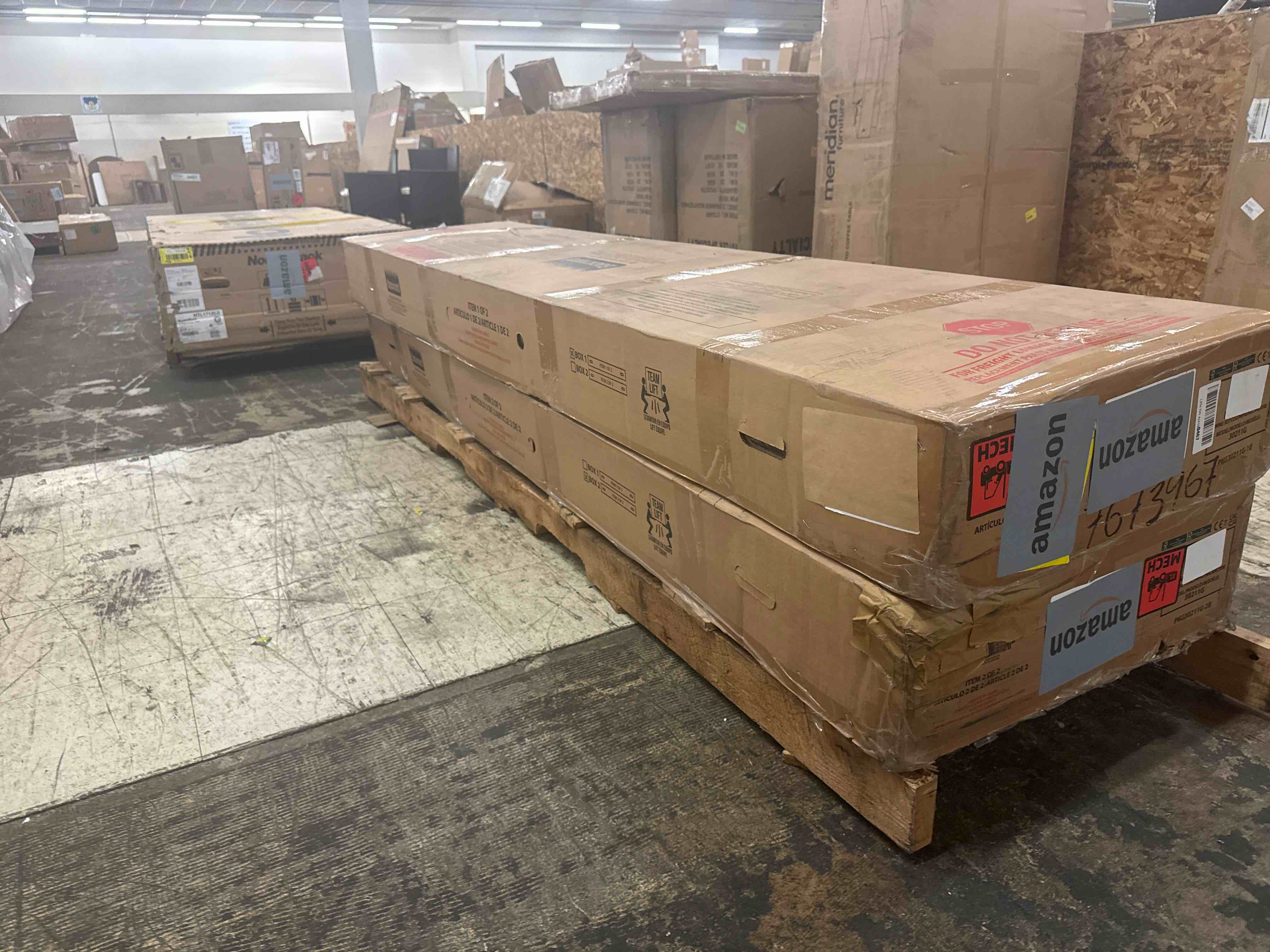https://s3.amazonaws.com/lotting-images-prod/phillipi/YEL3398150_1760037806757.jpeg