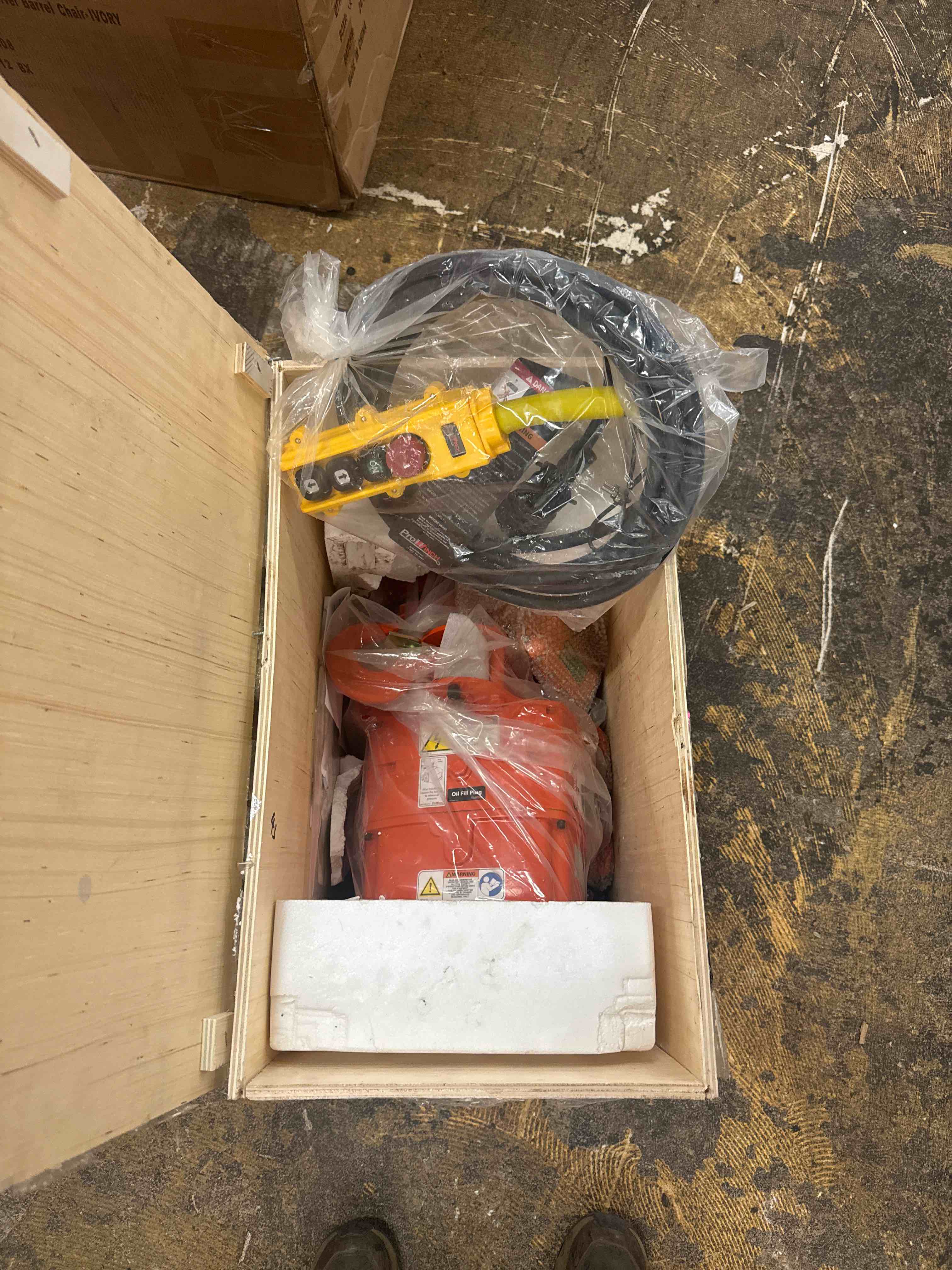 https://s3.amazonaws.com/lotting-images-prod/phillipi/YEL3398178_1760035392542.jpeg