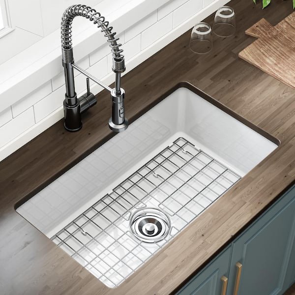 HOROW White Fireclay 32 in. Single Bowl Undermount/Drop-In Kitchen Sink with Basket Strainer and Sink Grid