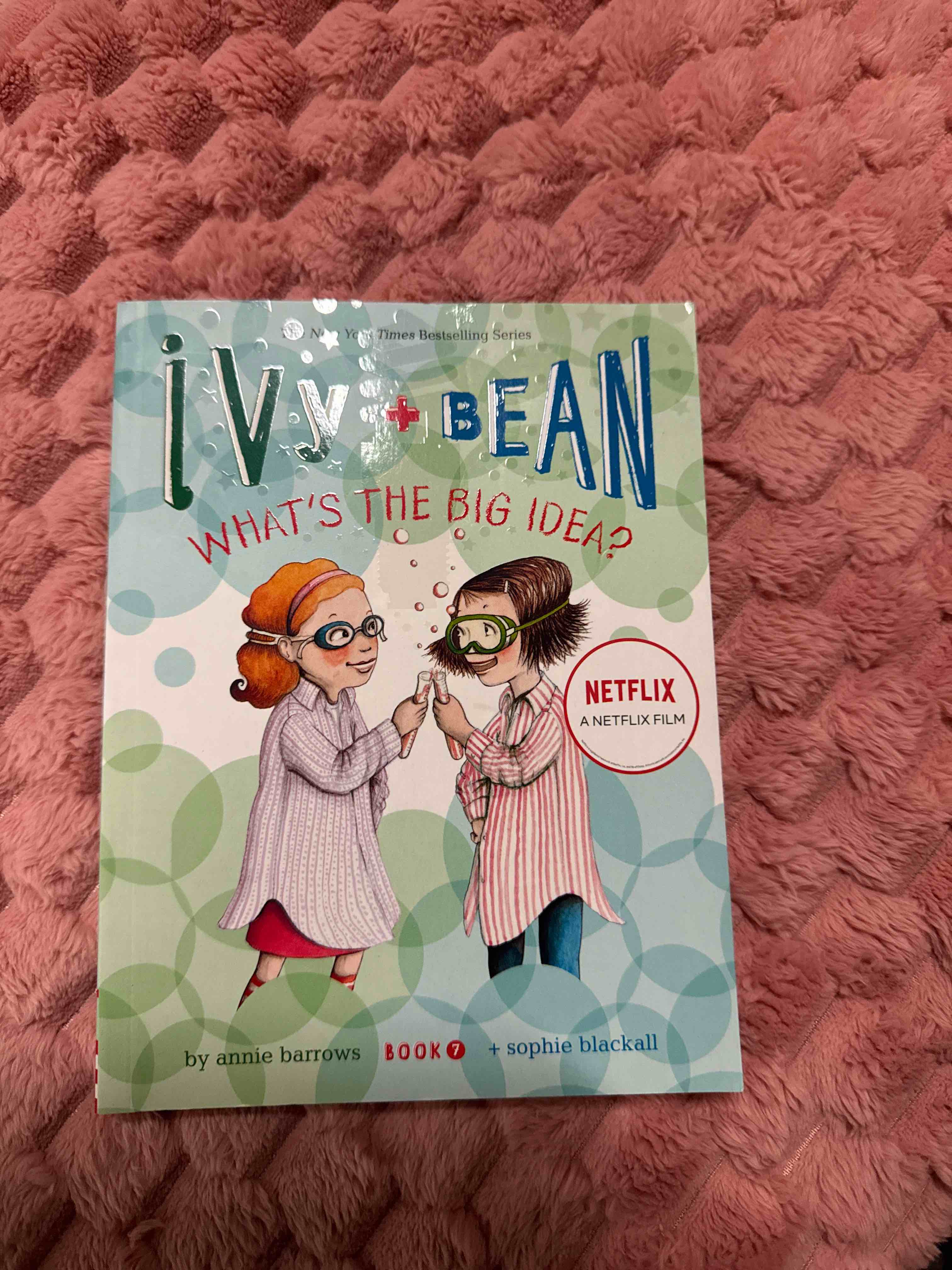 Condition photo showing New/Like New for Ivy + Bean What's the Big Idea ( Ivy + Bean) (Reprint) (Paperback) by Annie Barrows