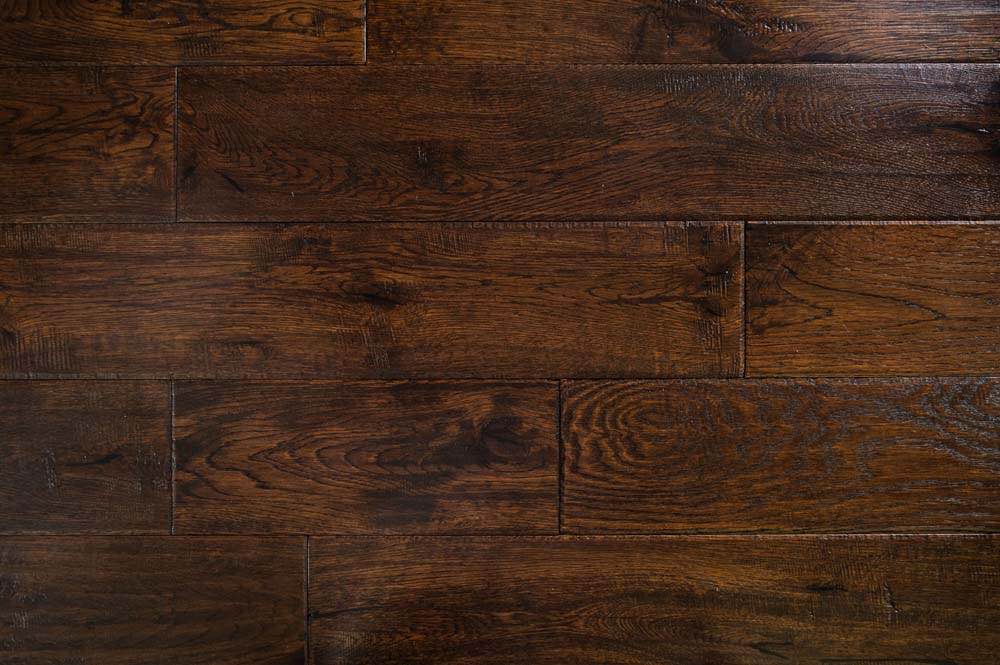 Condition photo showing New/Like New for (418.4 sq ft total.) the summerfield collection shogun ii 6.5” wide, color: english leather rrsg-15bi155r-el premium hardwood flooring (bid is per sq. ft., lot is for 418.4 sq ft total. msrp $4.89 per sq ft.)