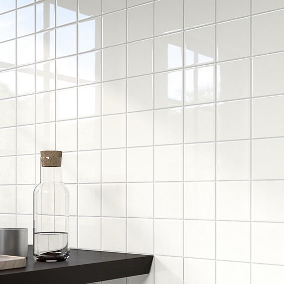 Condition photo showing New/Like New for (108 sq. ft. total.) daltile 661p4 color wheel classic countertop wall white (bid is per sq.ft., lot is for 108 sq ft total. msrp $4.99 per sq ft.)