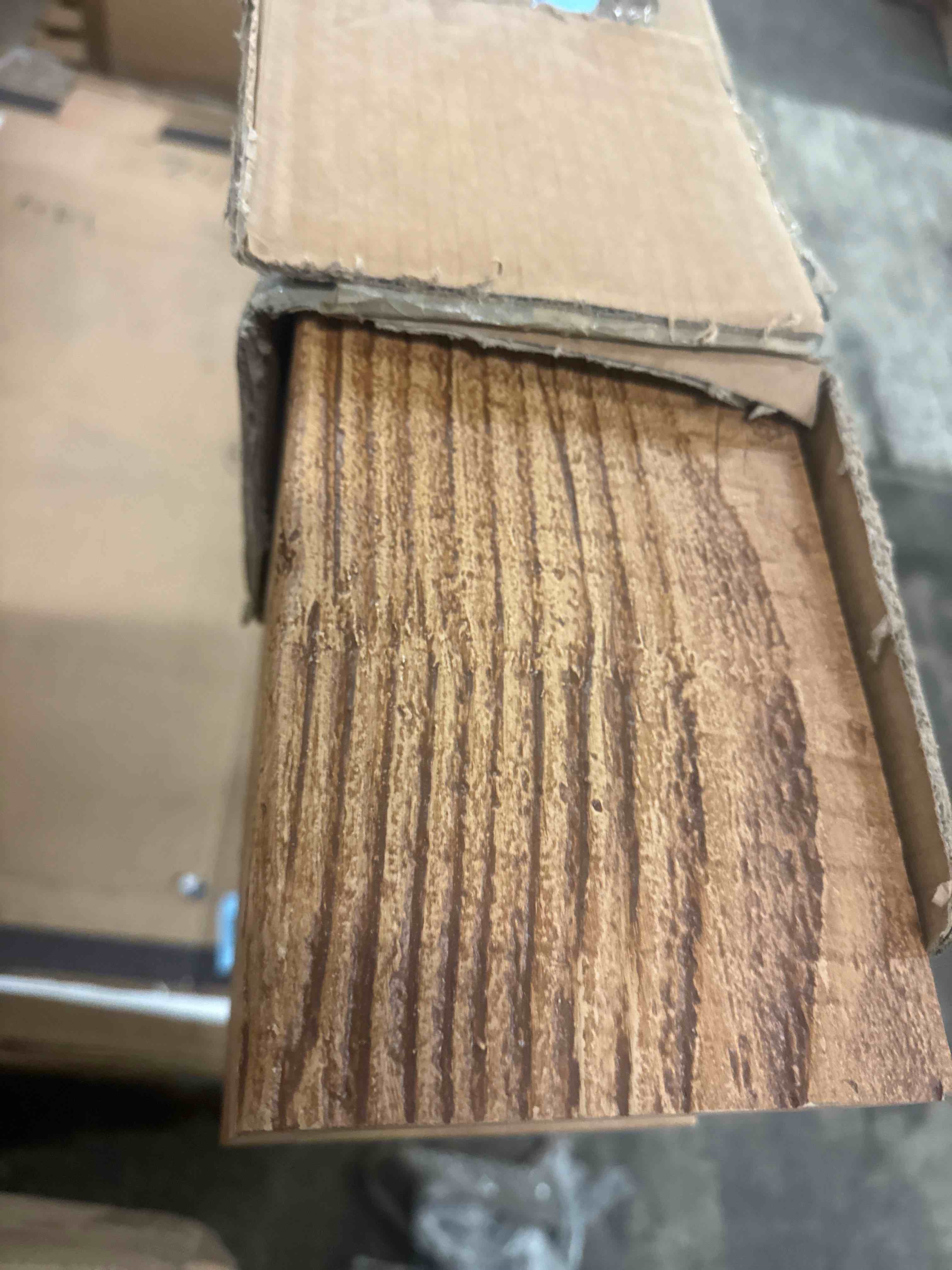 https://s3.amazonaws.com/lotting-images-prod/phillipi/YEL3400385_1777479114658.jpeg