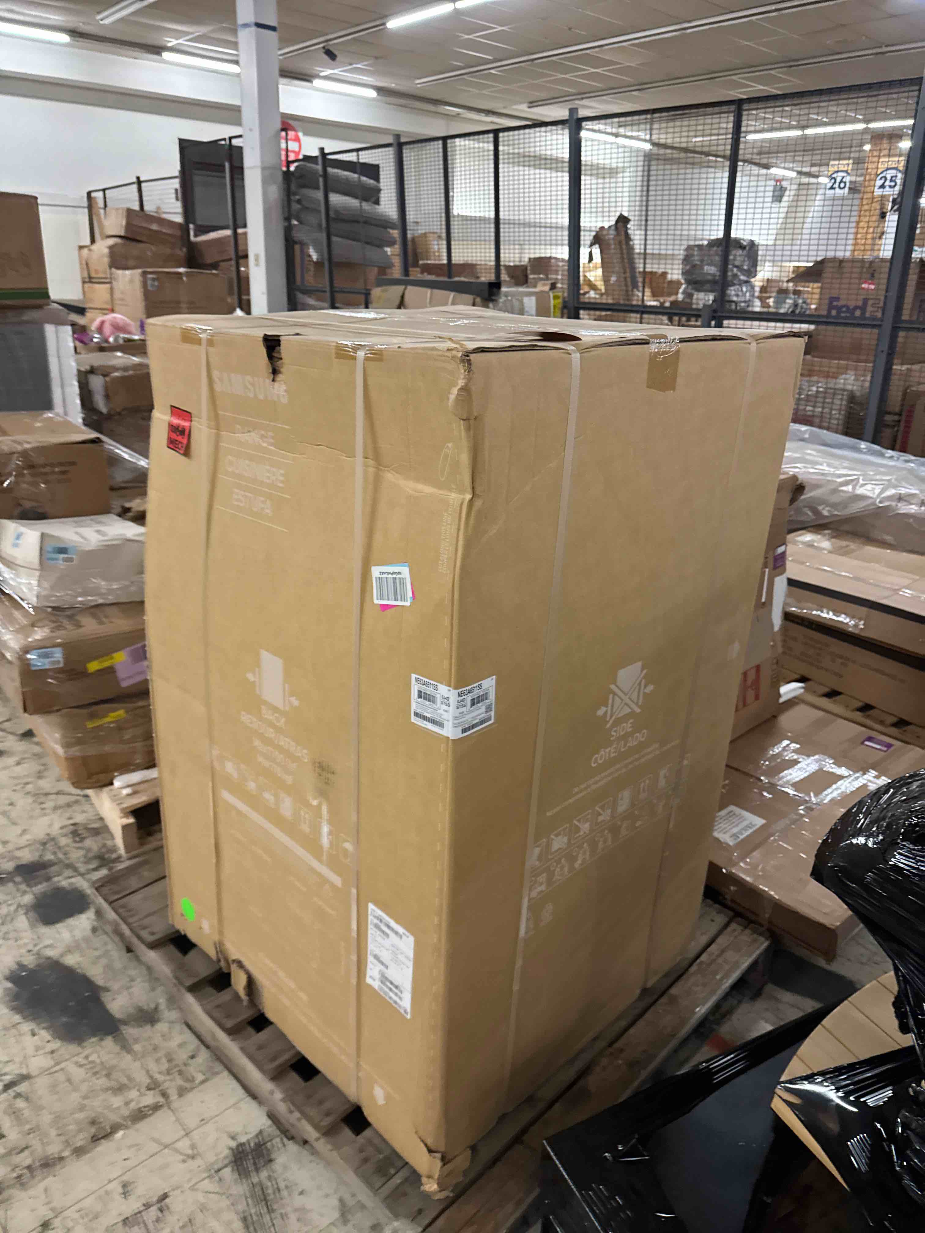 https://s3.amazonaws.com/lotting-images-prod/phillipi/YEL3400435_1777575223804.jpeg