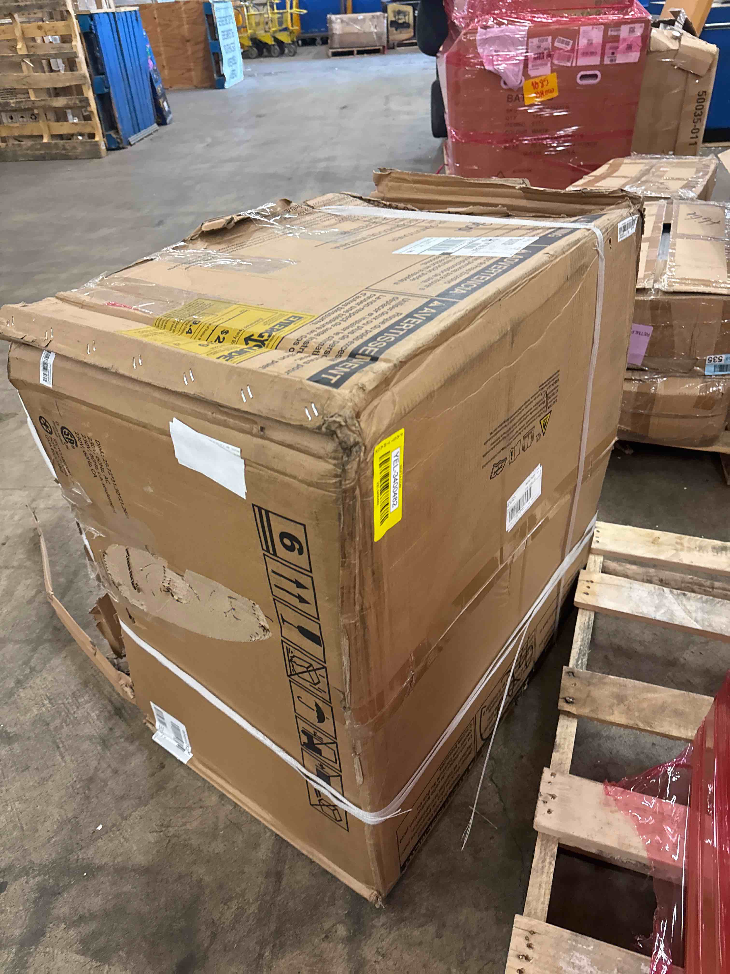 https://s3.amazonaws.com/lotting-images-prod/phillipi/YEL3400482_1778085989137.jpeg