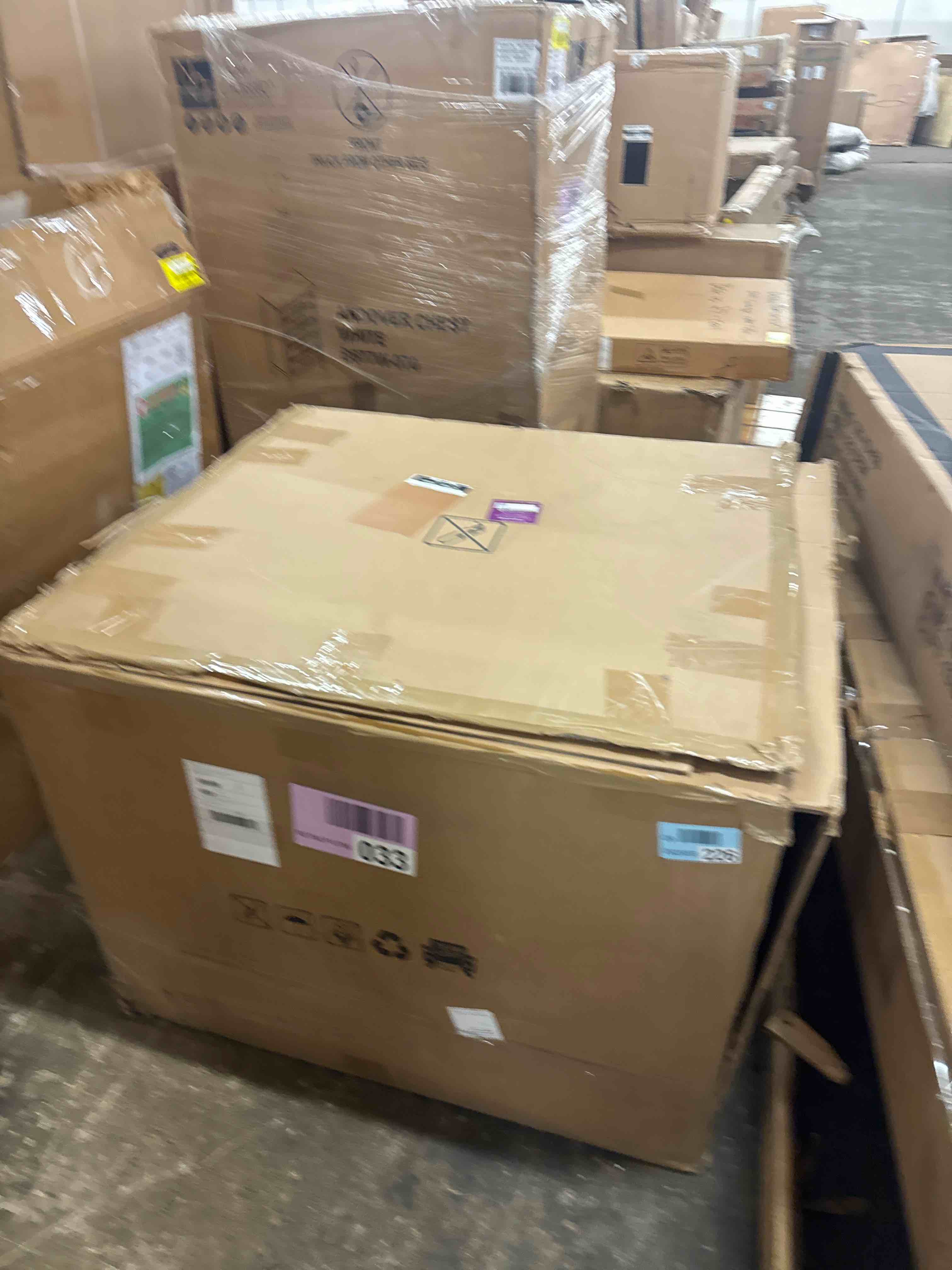 https://s3.amazonaws.com/lotting-images-prod/phillipi/YEL3400483_1778092919840.jpeg