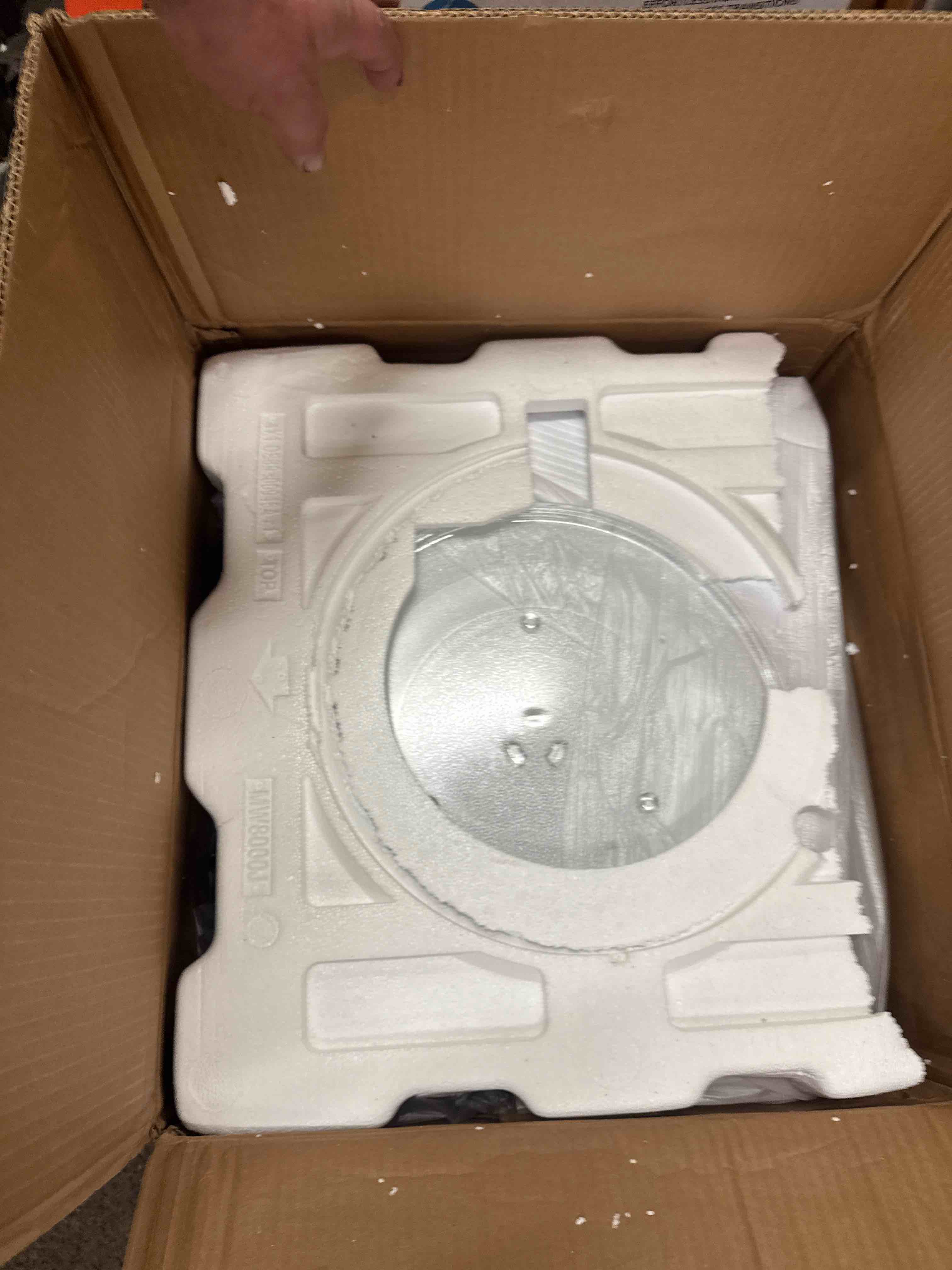 https://s3.amazonaws.com/lotting-images-prod/phillipi/YEL3400595_1780494027117.jpeg